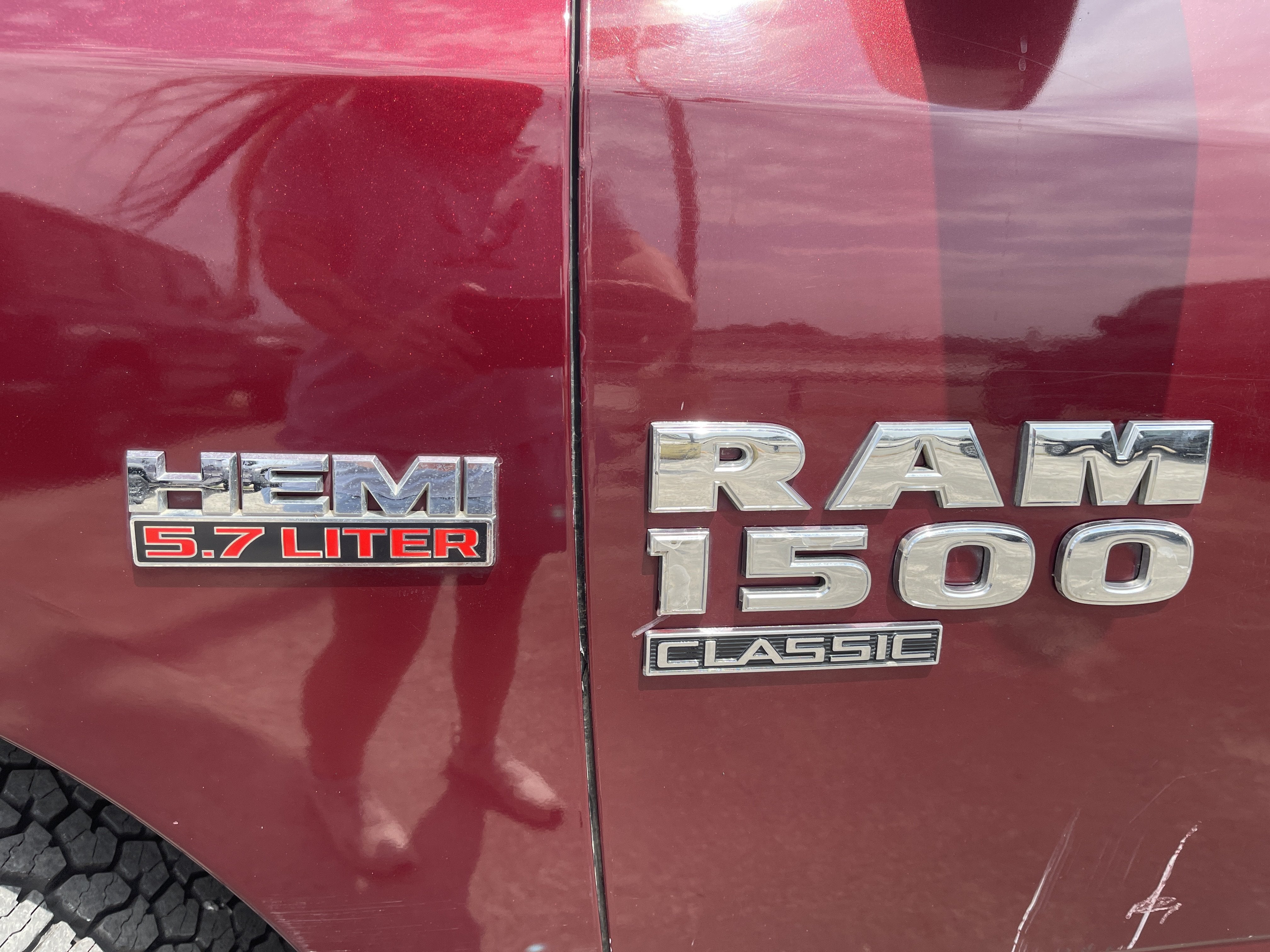 2017 RAM 1500 SLT