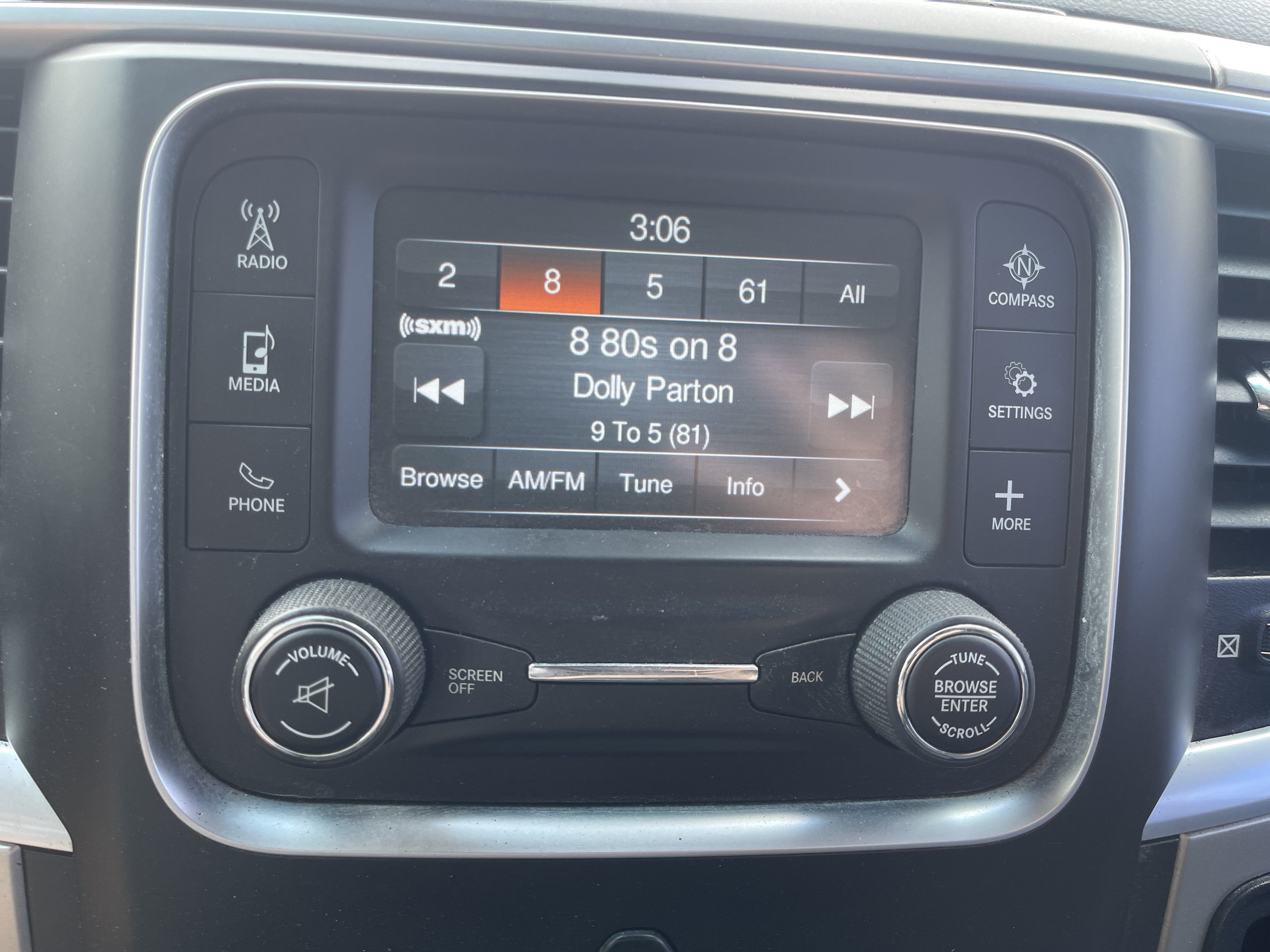 2017 RAM 1500 SLT