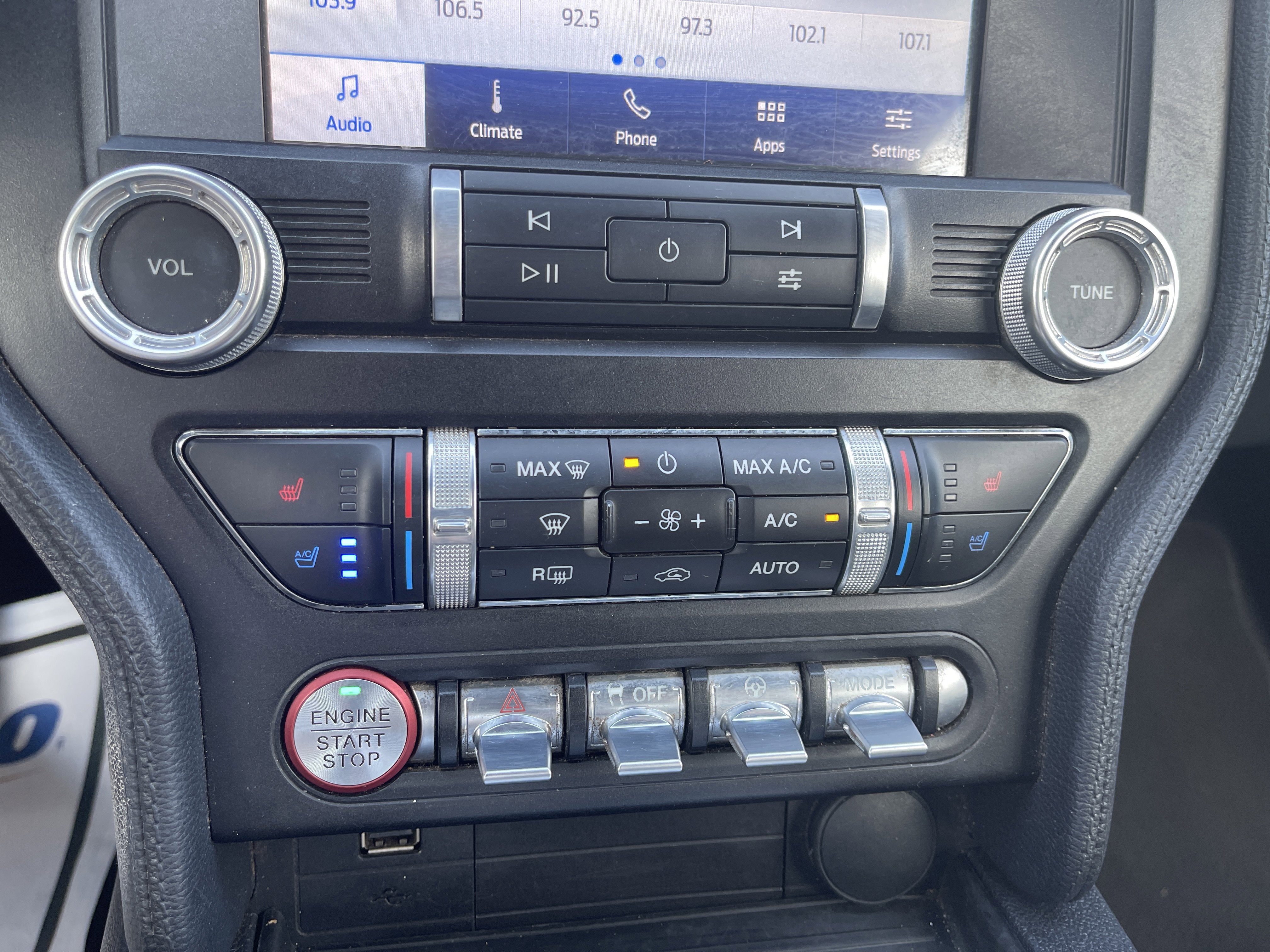 2022 Ford Mustang EcoBoost