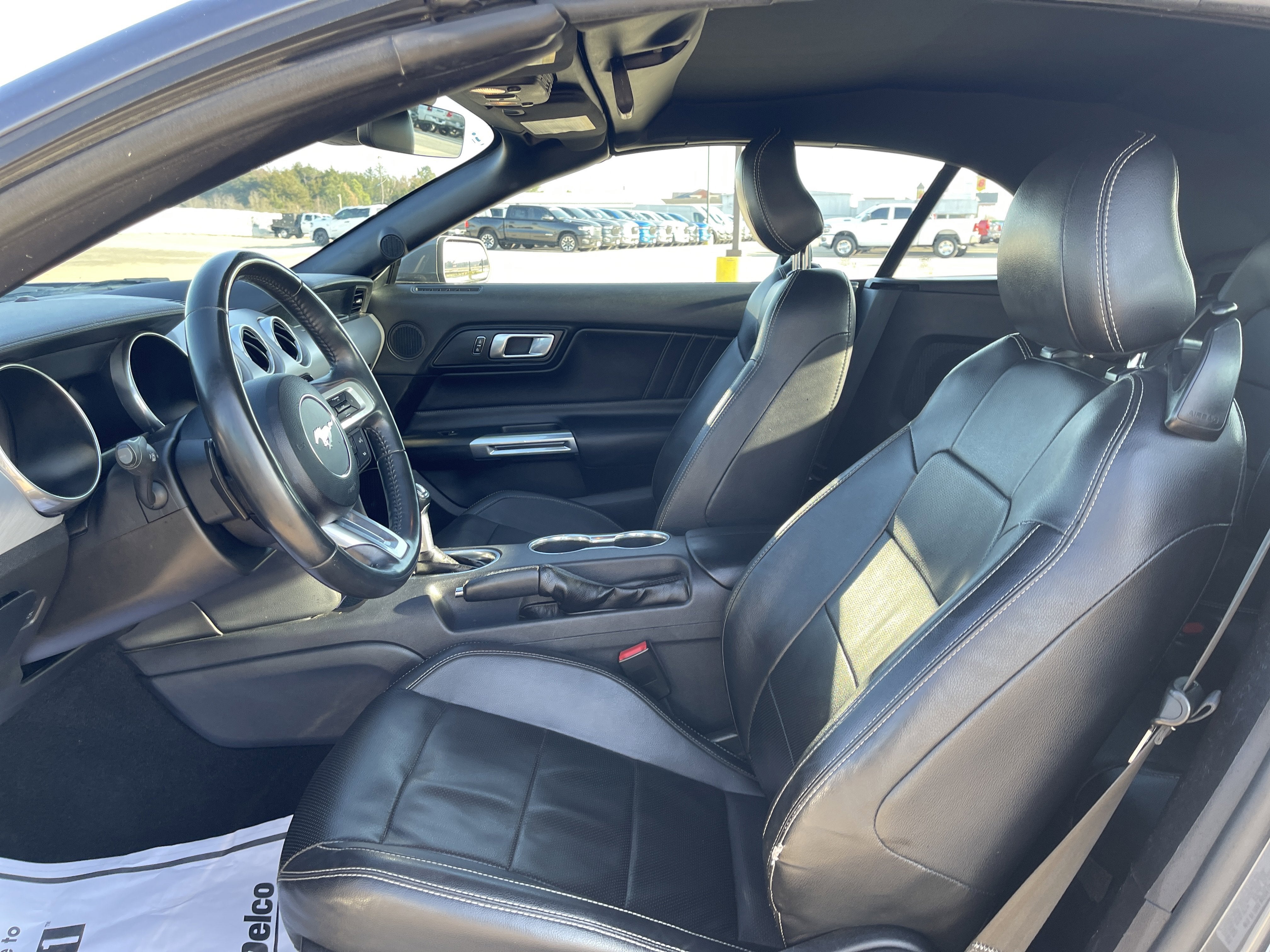 2021 Ford Mustang EcoBoost