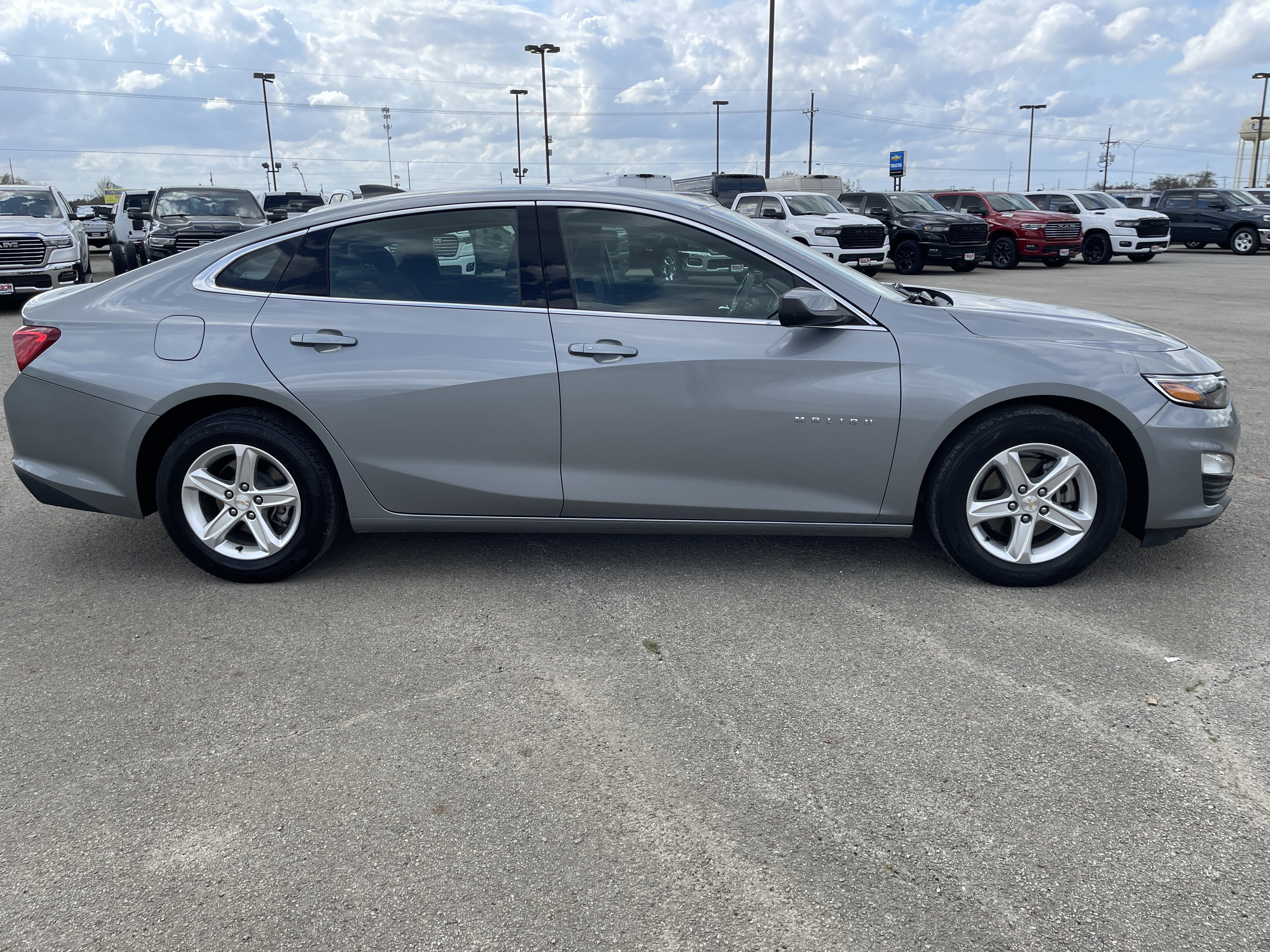 2023 Chevrolet Malibu FL