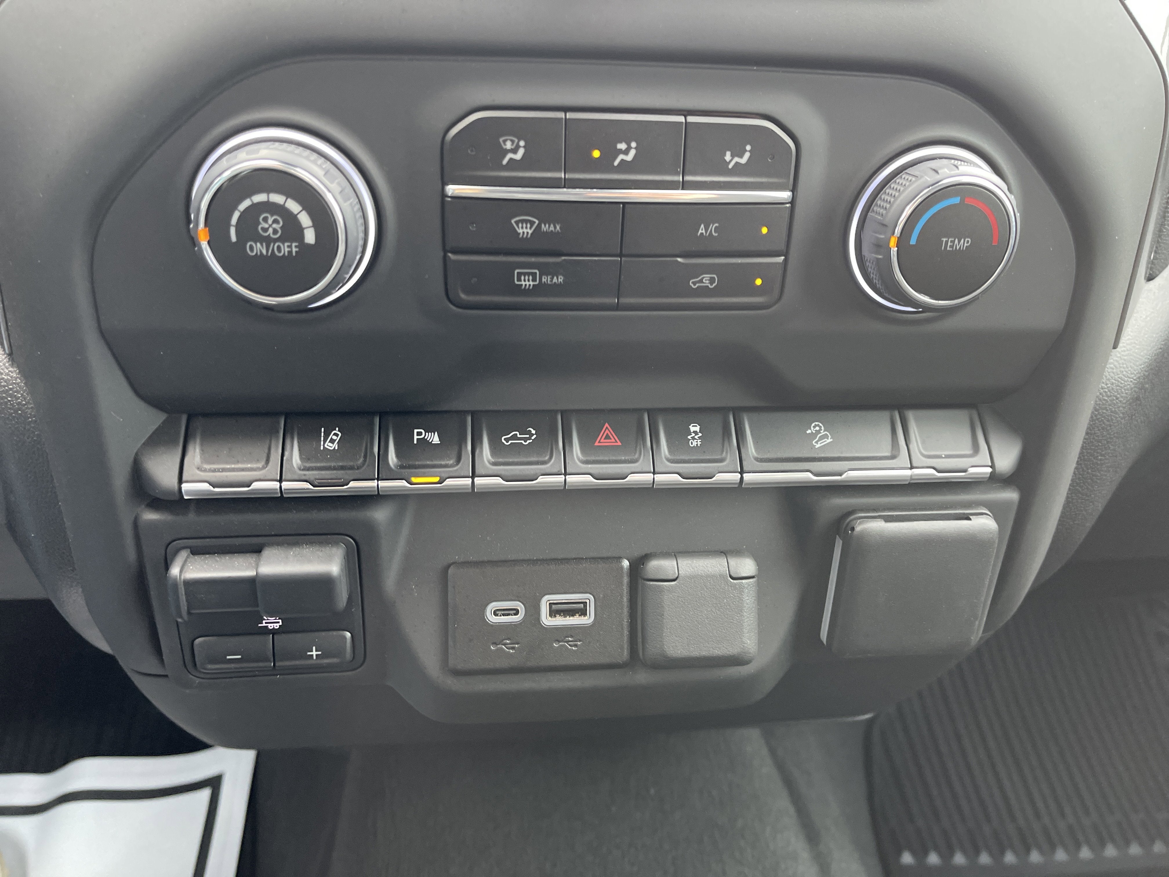 2025 Chevrolet Silverado 2500 HD Custom