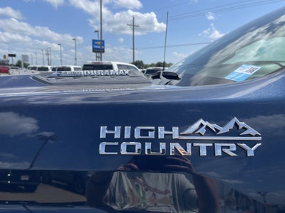 2022 Chevrolet Silverado 3500 HD High Country DRW
