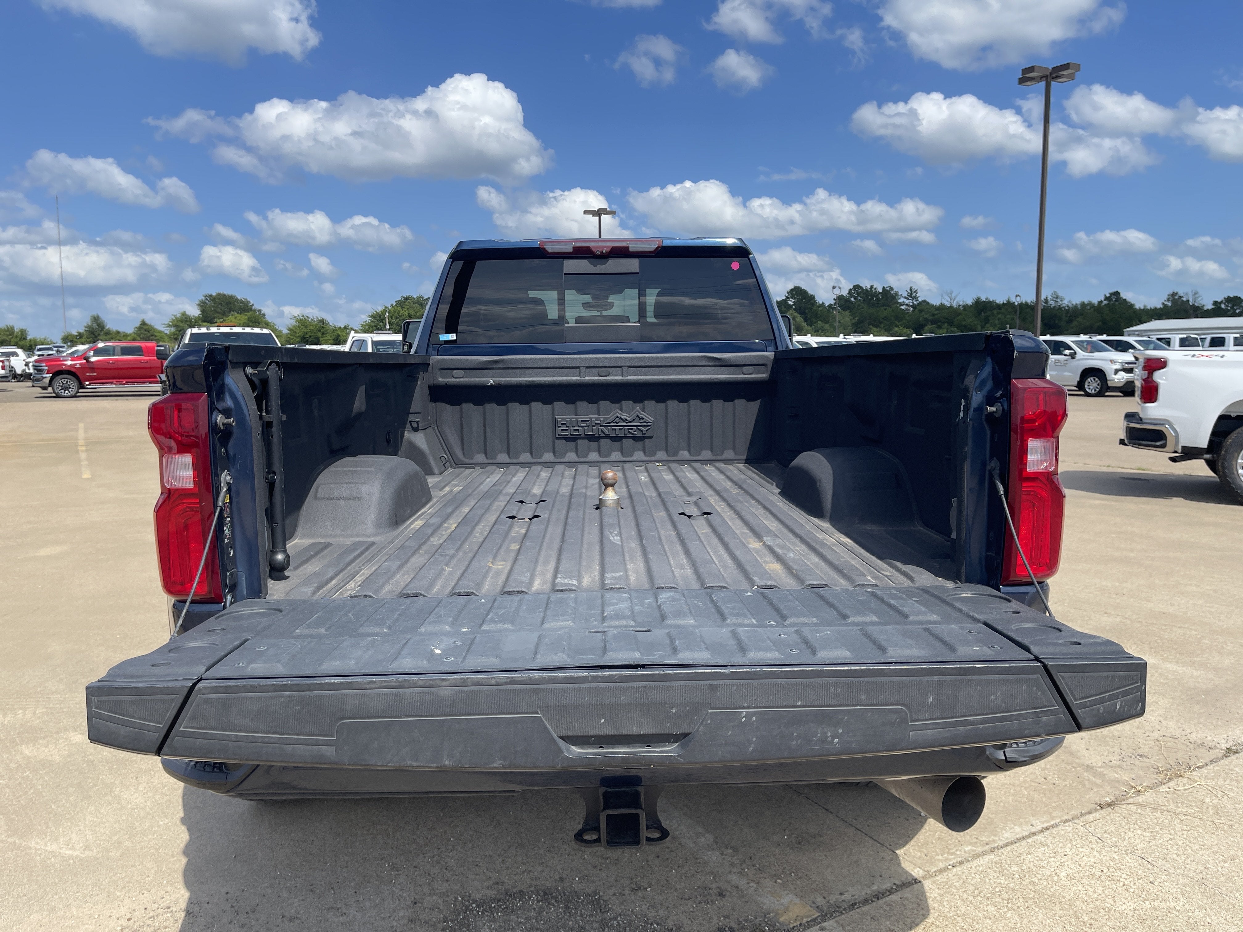 2022 Chevrolet Silverado 3500 HD High Country DRW
