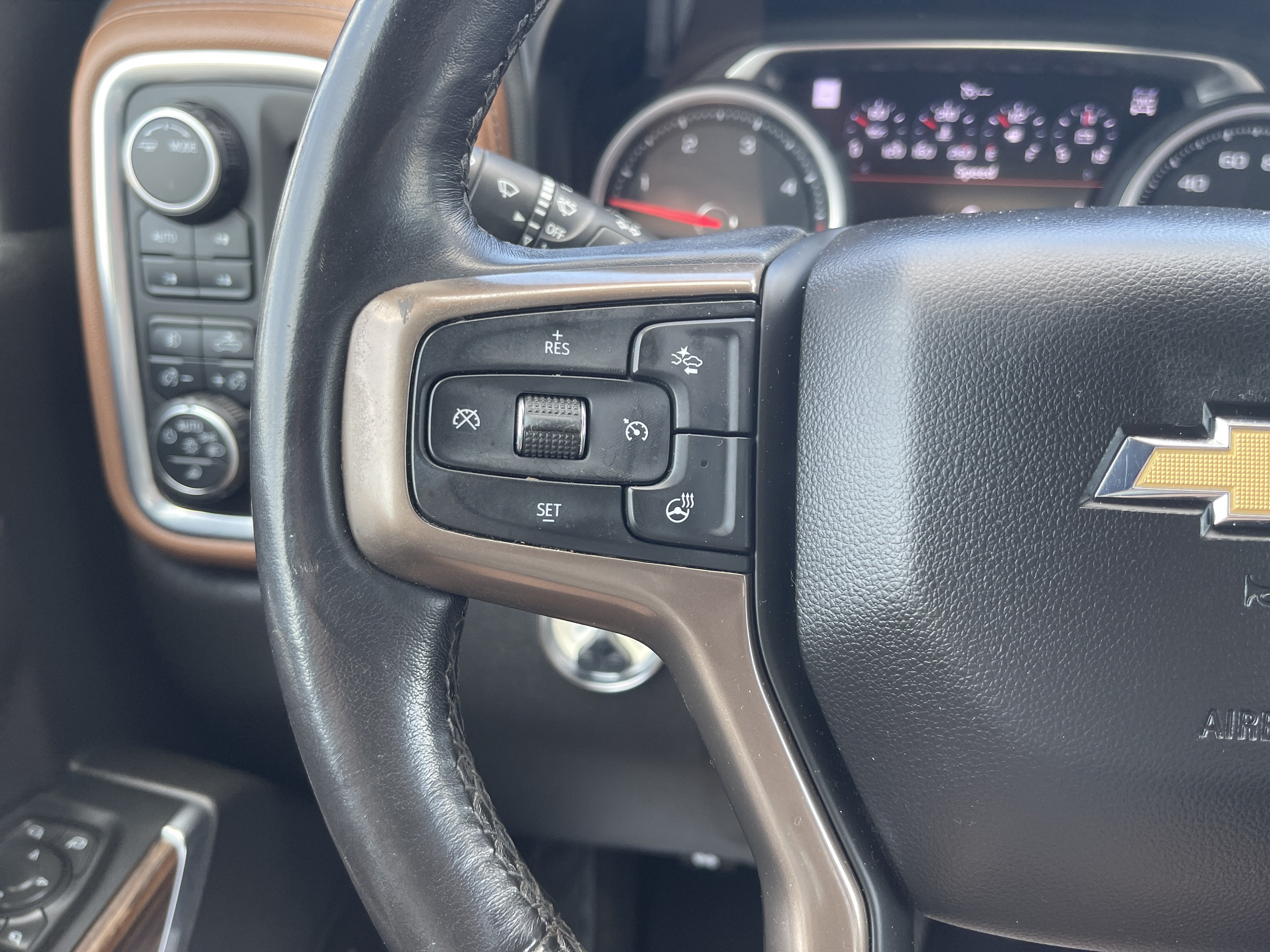 2022 Chevrolet Silverado 3500 HD High Country DRW