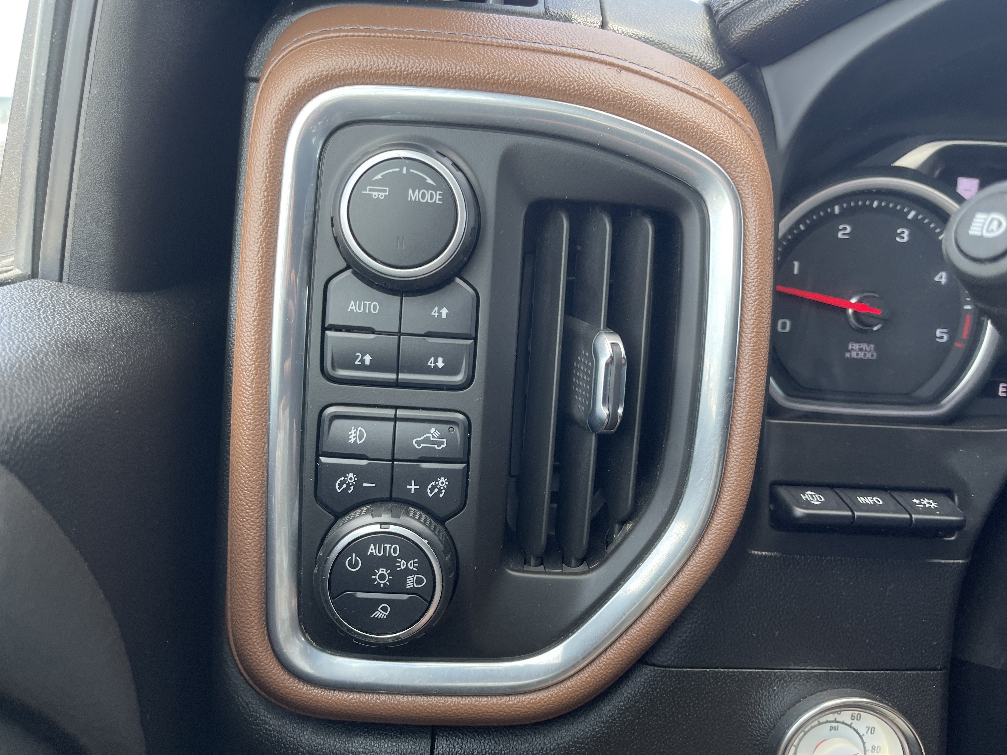 2022 Chevrolet Silverado 3500 HD High Country DRW