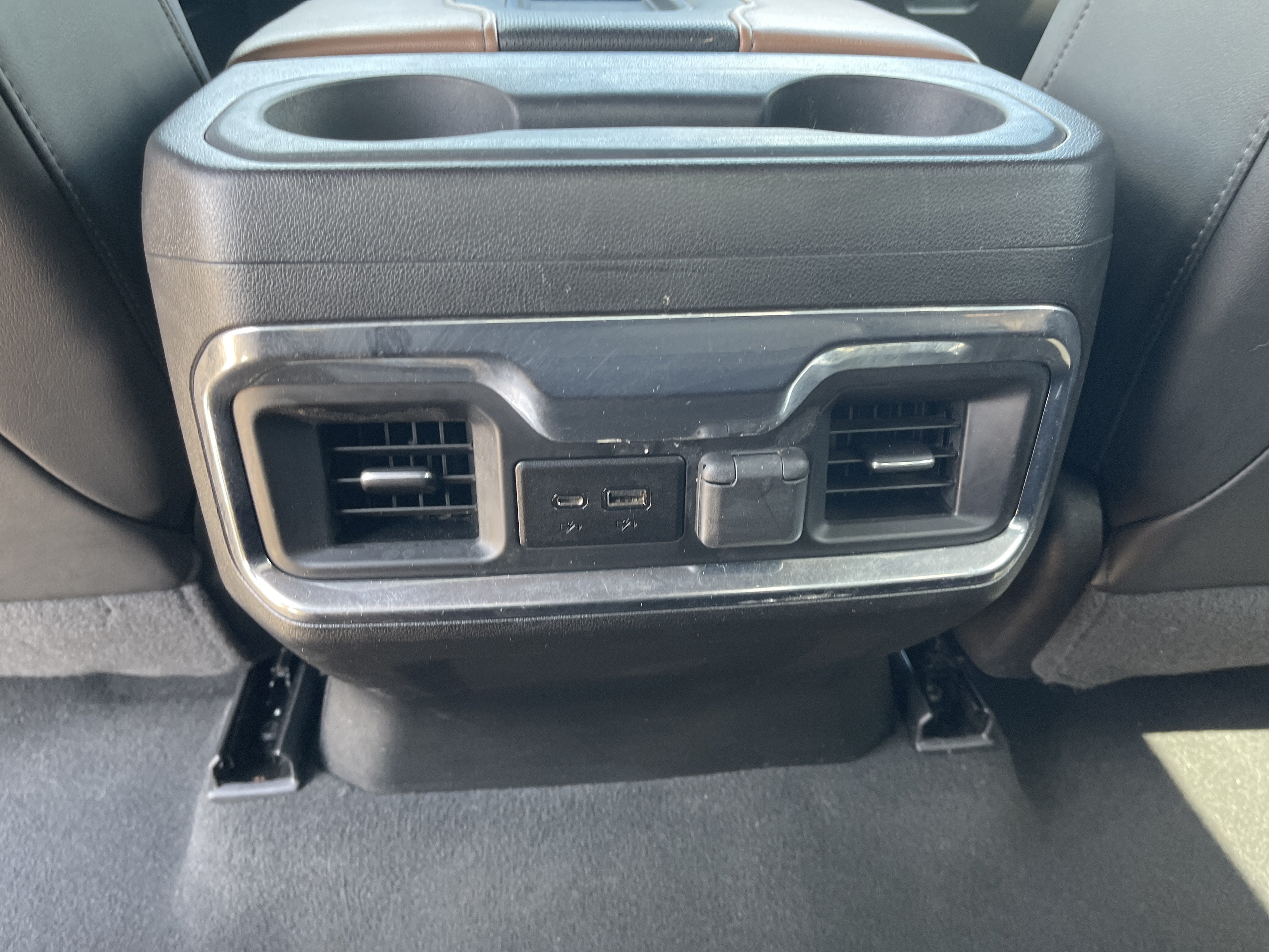 2022 Chevrolet Silverado 3500 HD High Country DRW