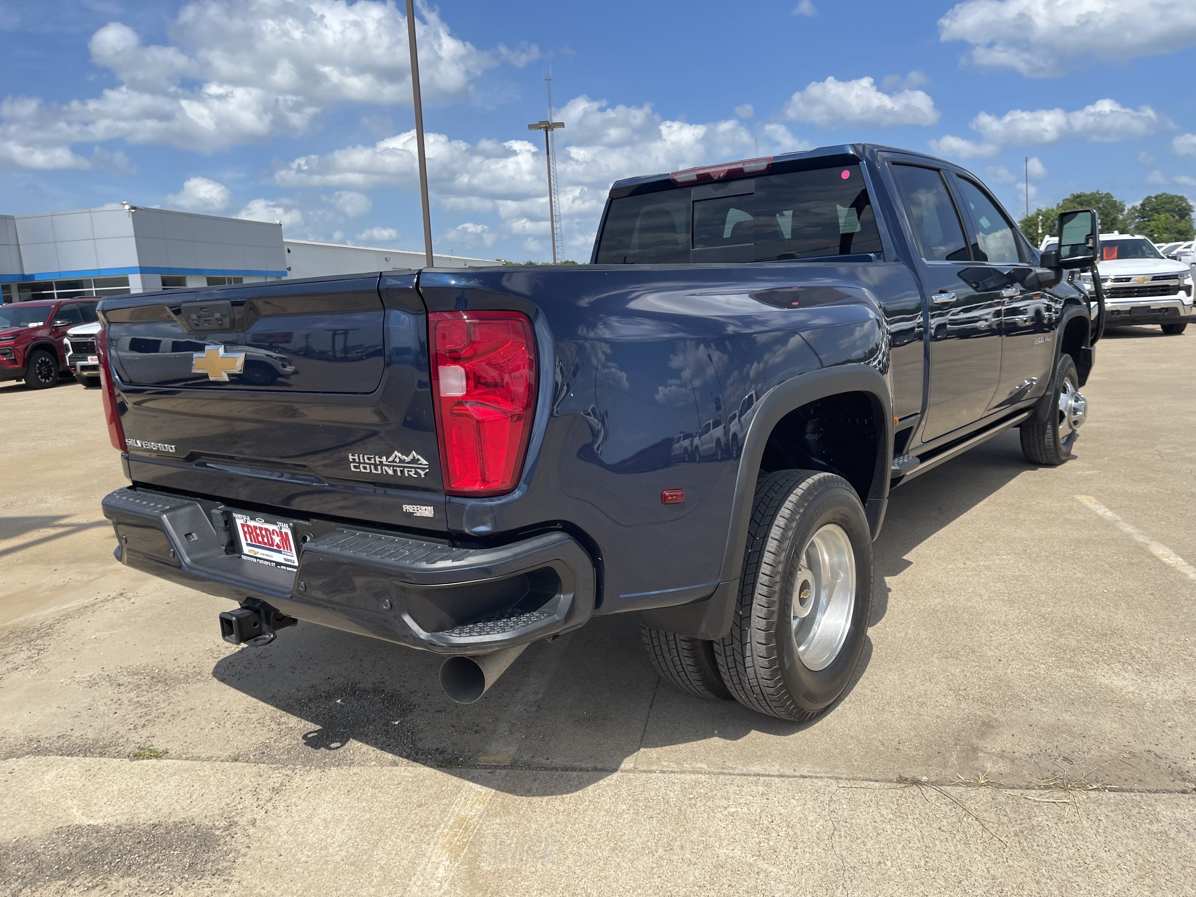 2022 Chevrolet Silverado 3500 HD High Country DRW