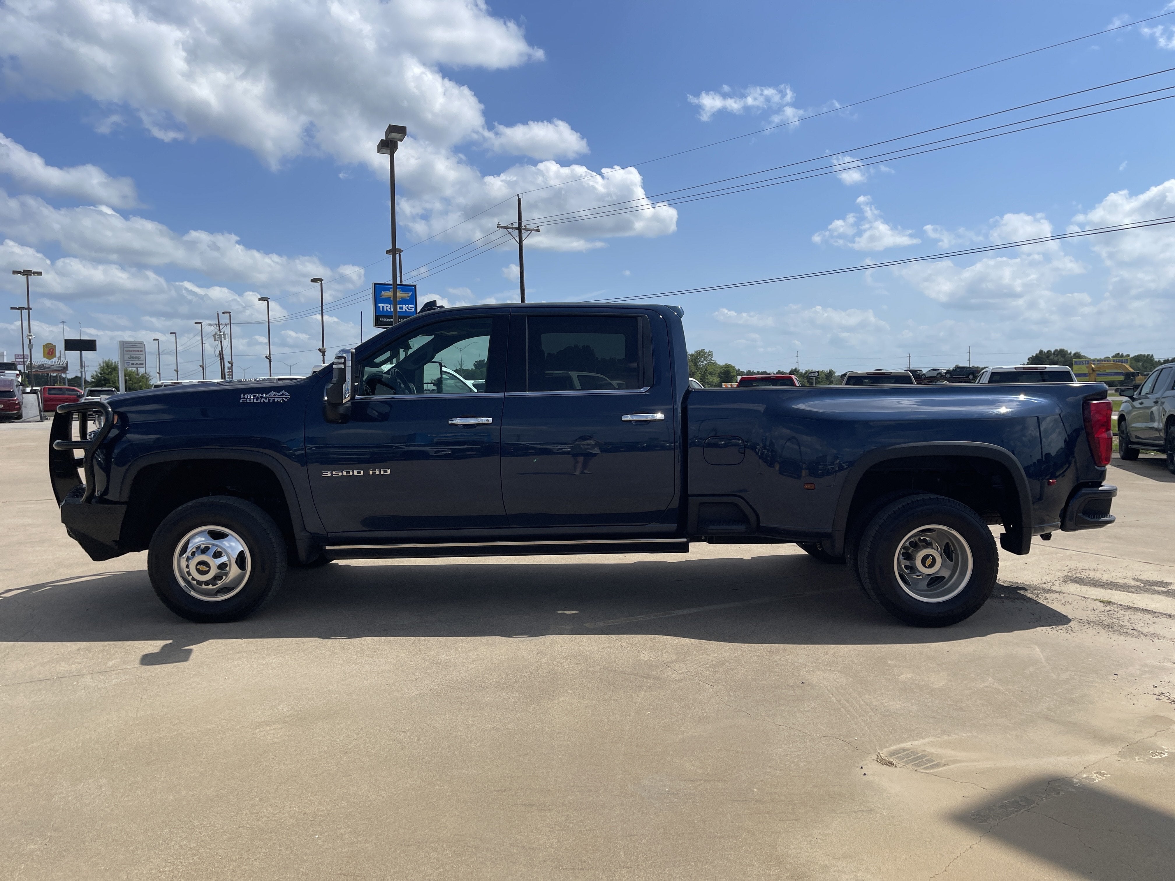2022 Chevrolet Silverado 3500 HD High Country DRW