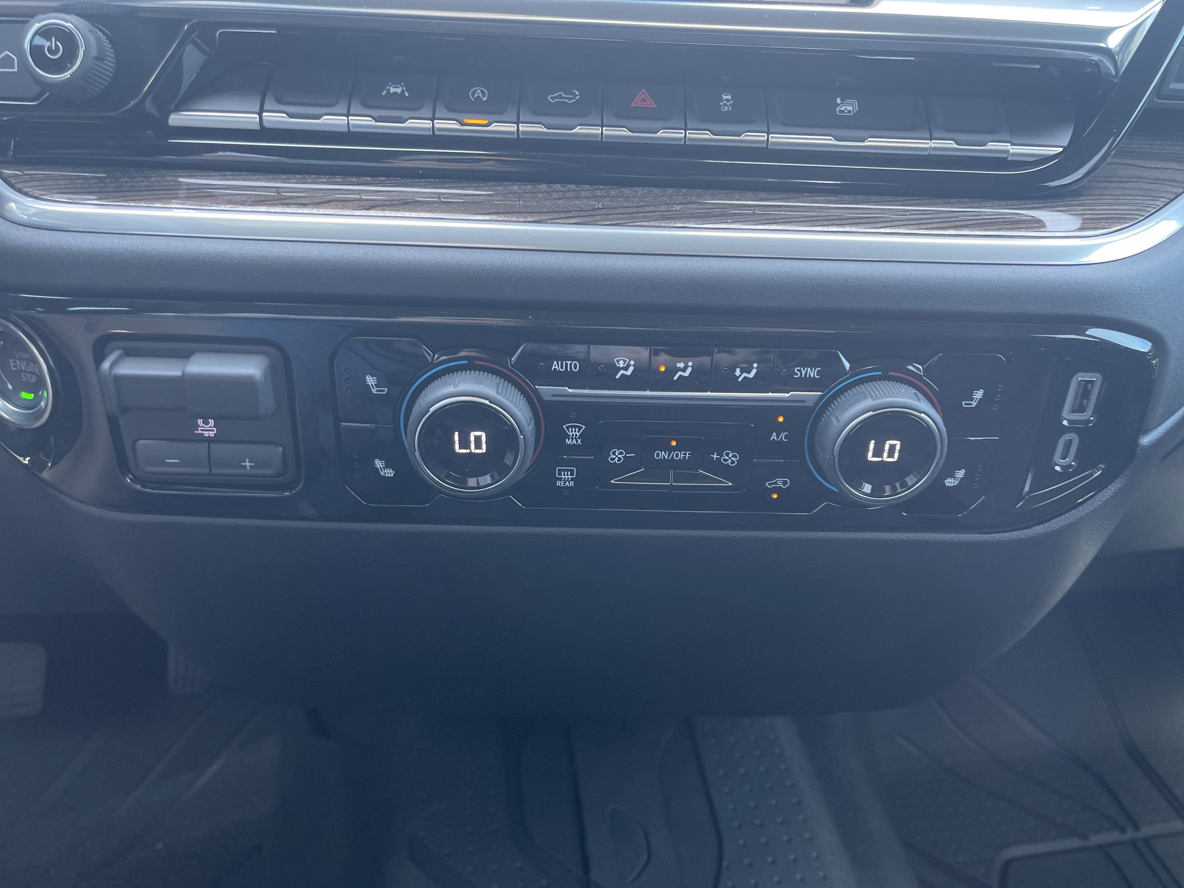 2026 Chevrolet Silverado 1500 RST - Photo 27