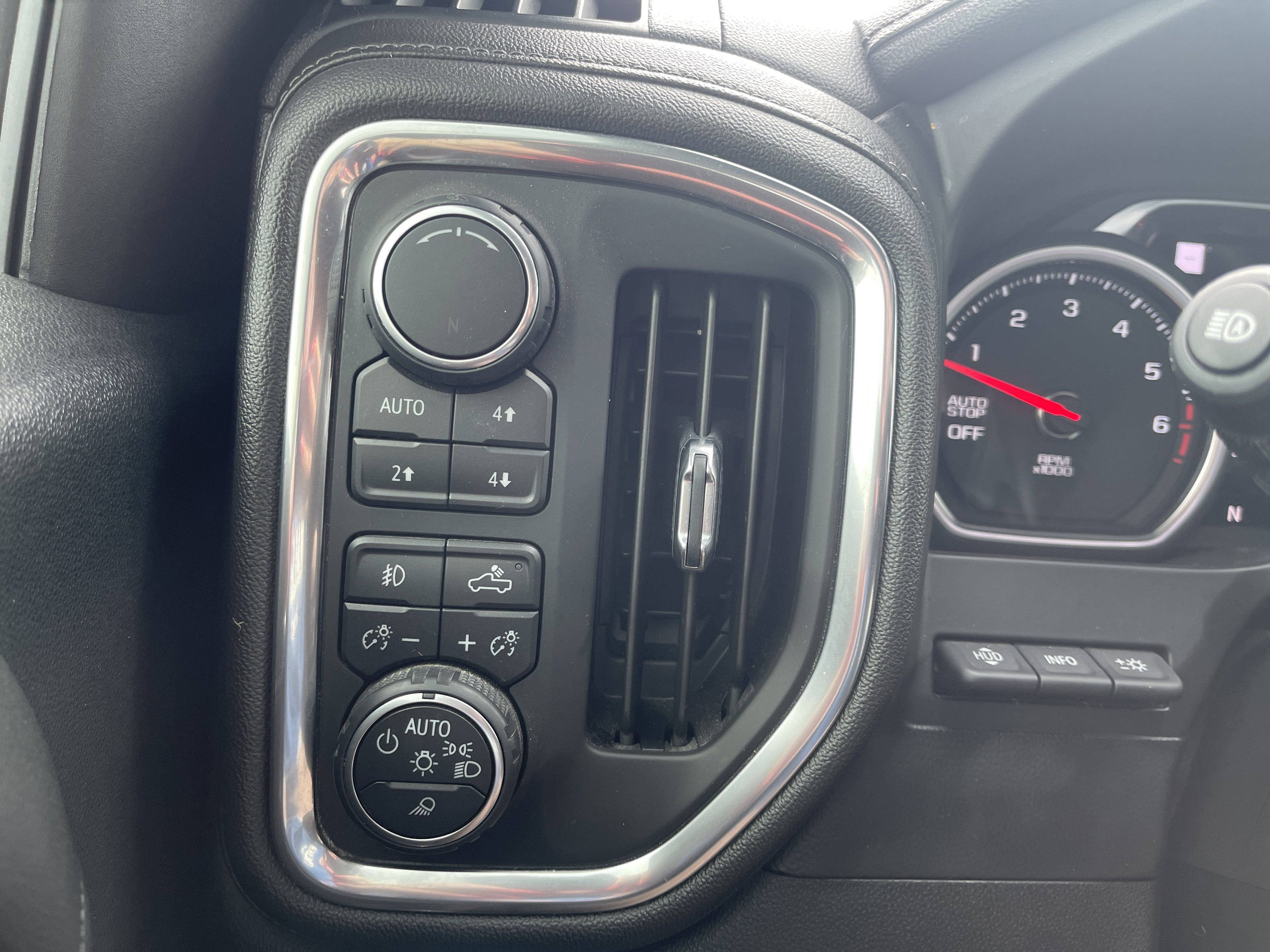 2019 Chevrolet Silverado 1500 High Country