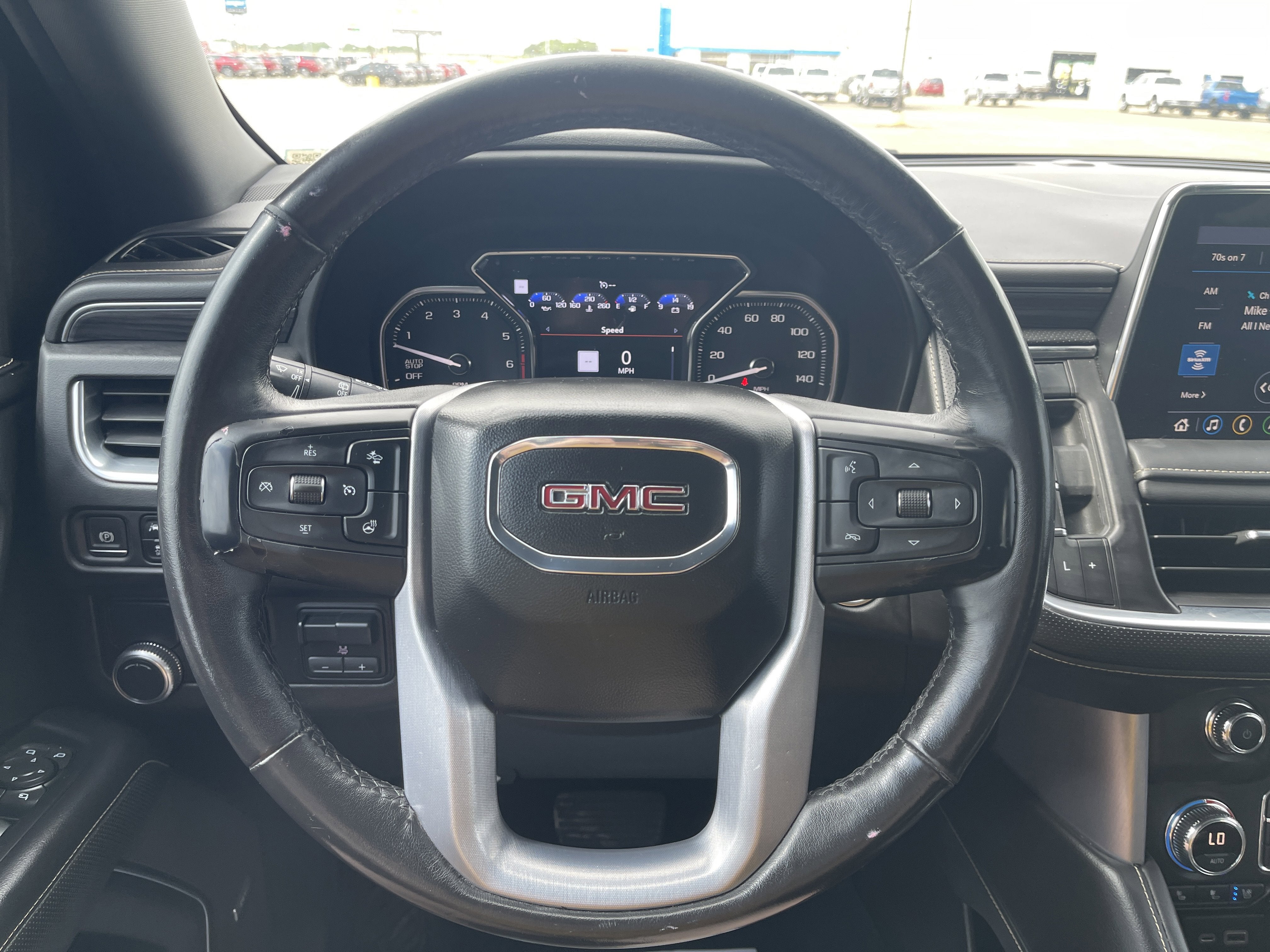 2021 GMC Yukon SLT