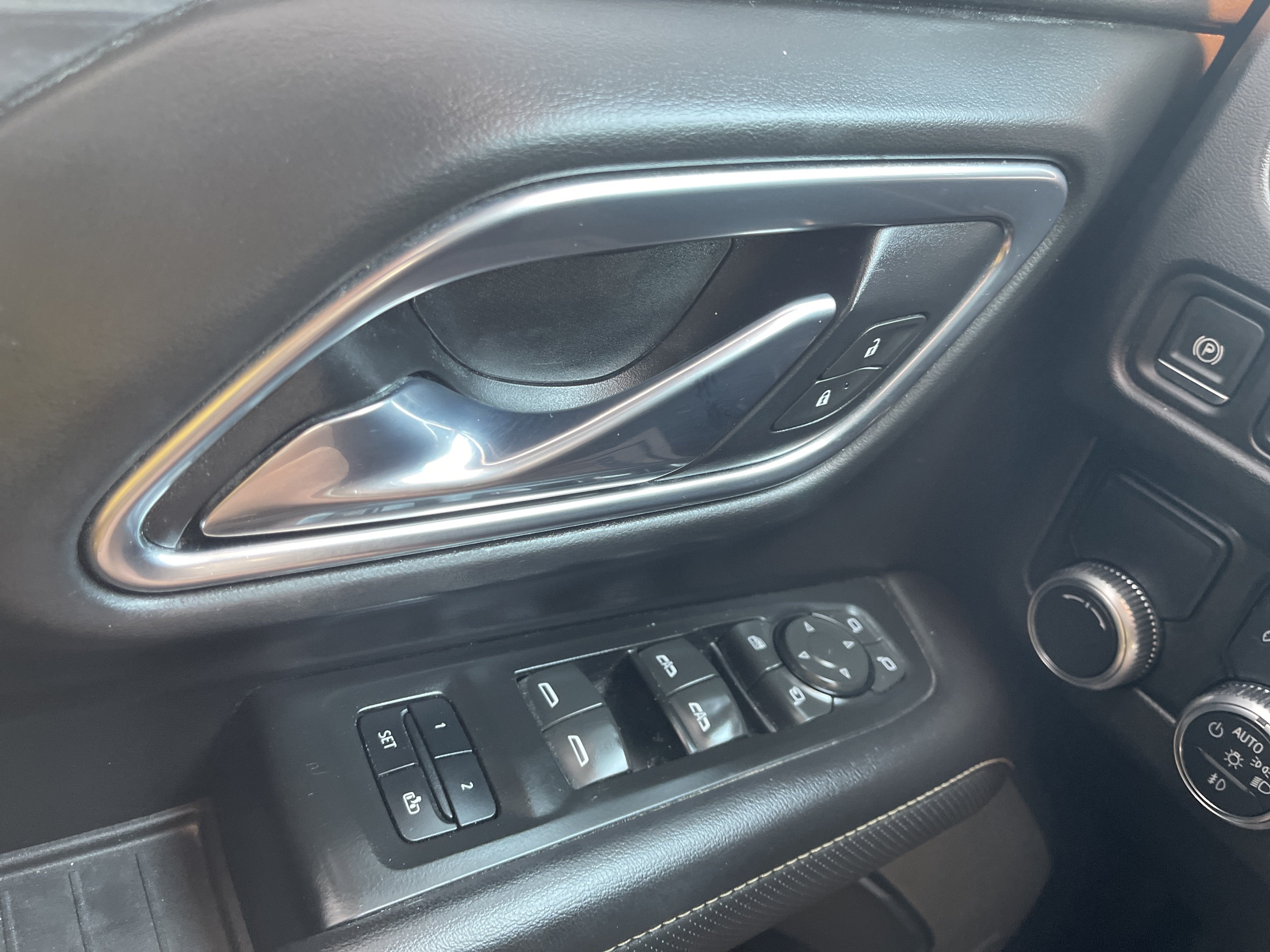 2021 GMC Yukon XL SLT