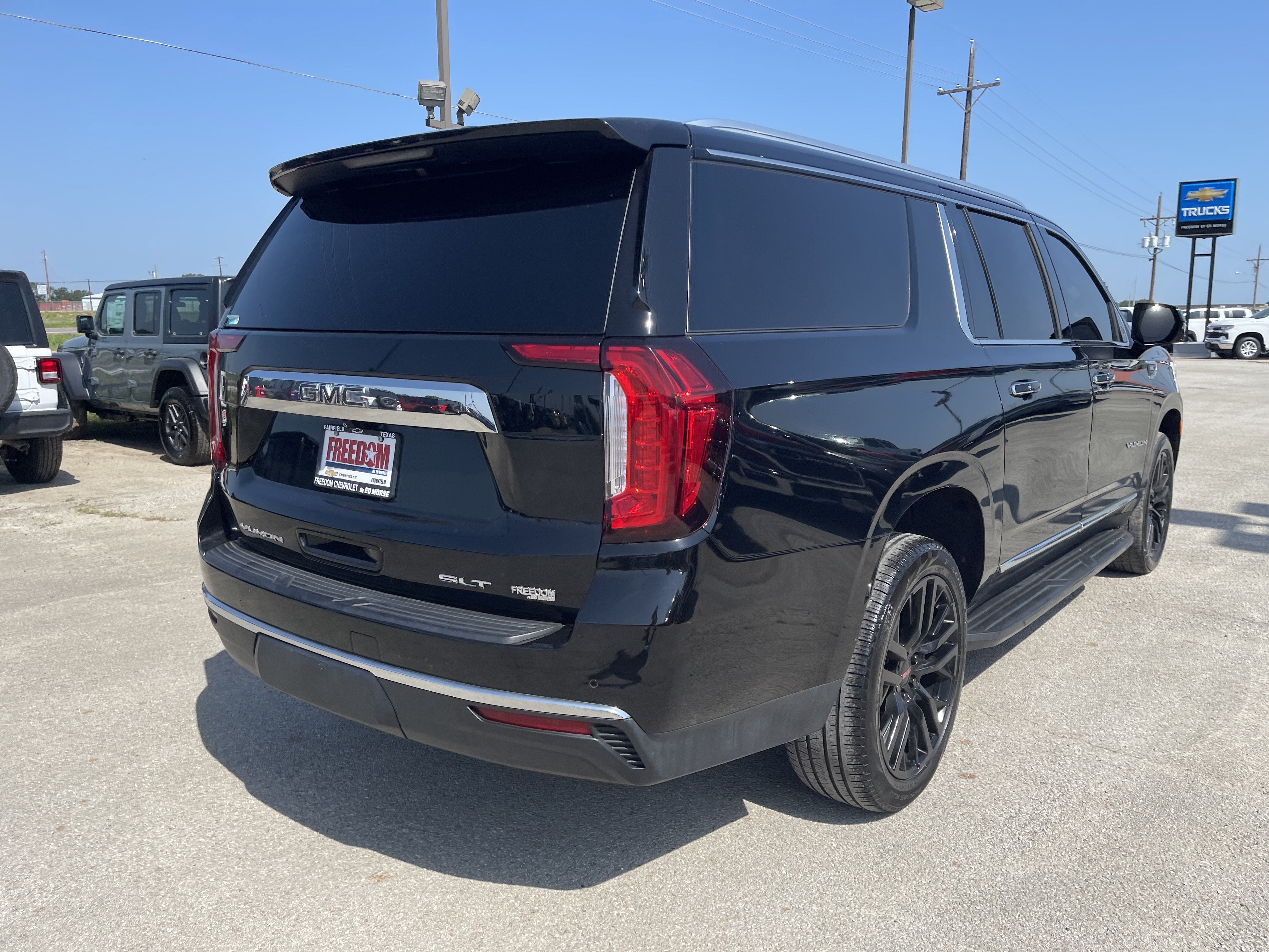 2021 GMC Yukon XL SLT