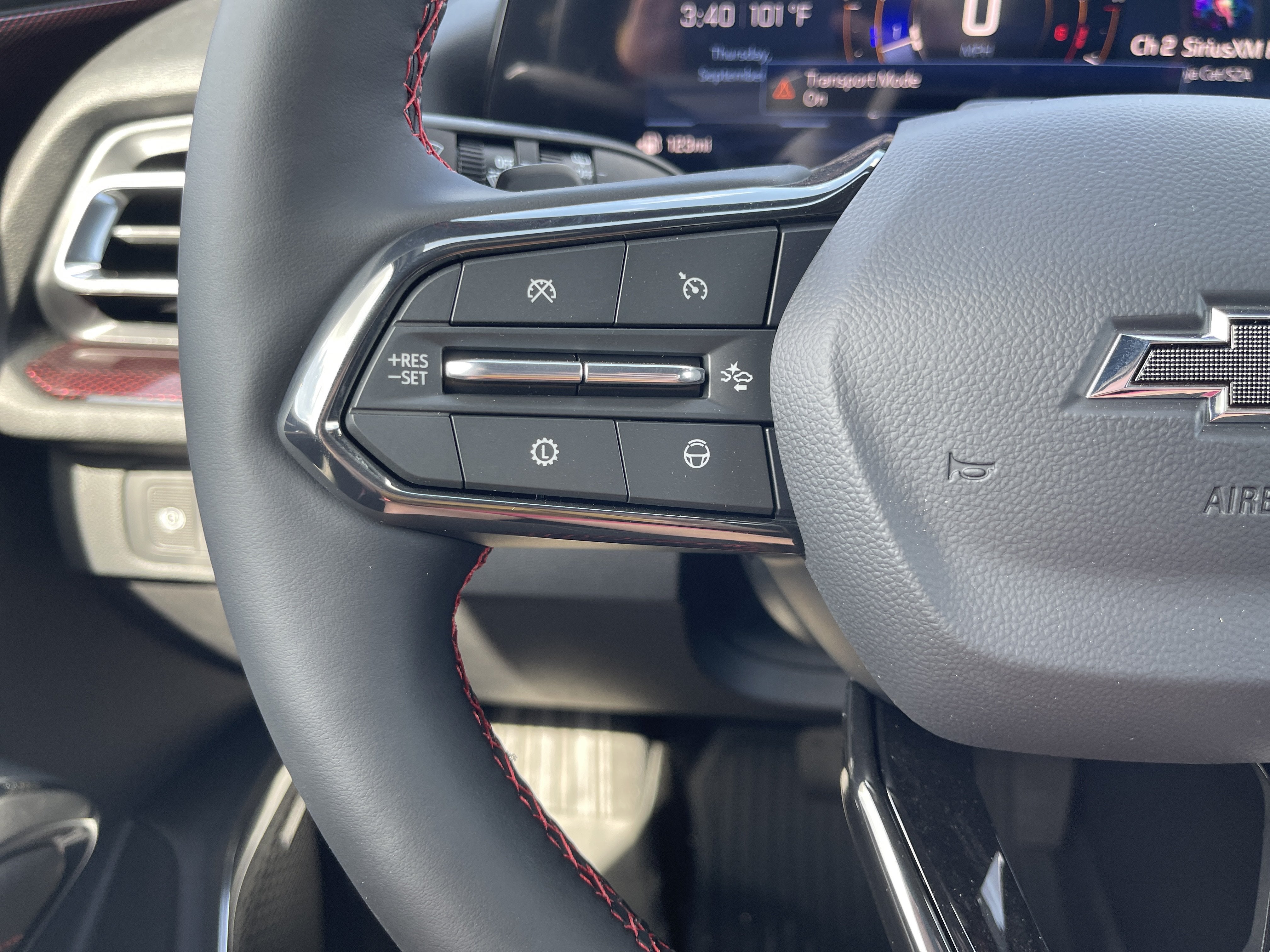 2027 Chevrolet Traverse RS