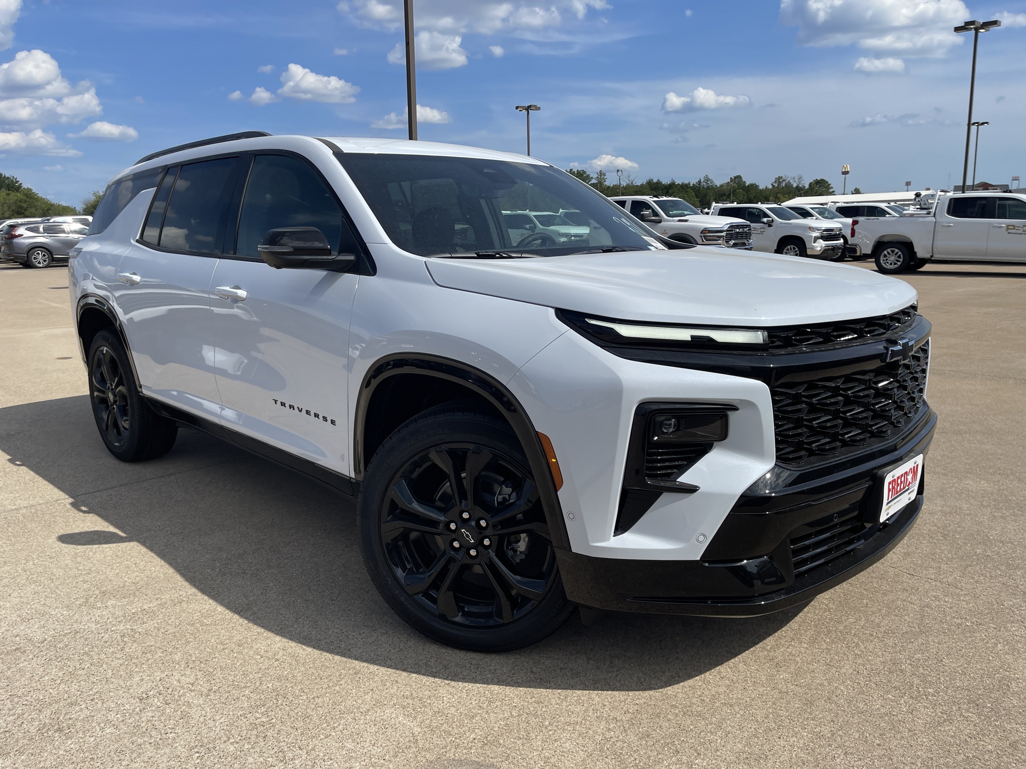 2027 Chevrolet Traverse RS