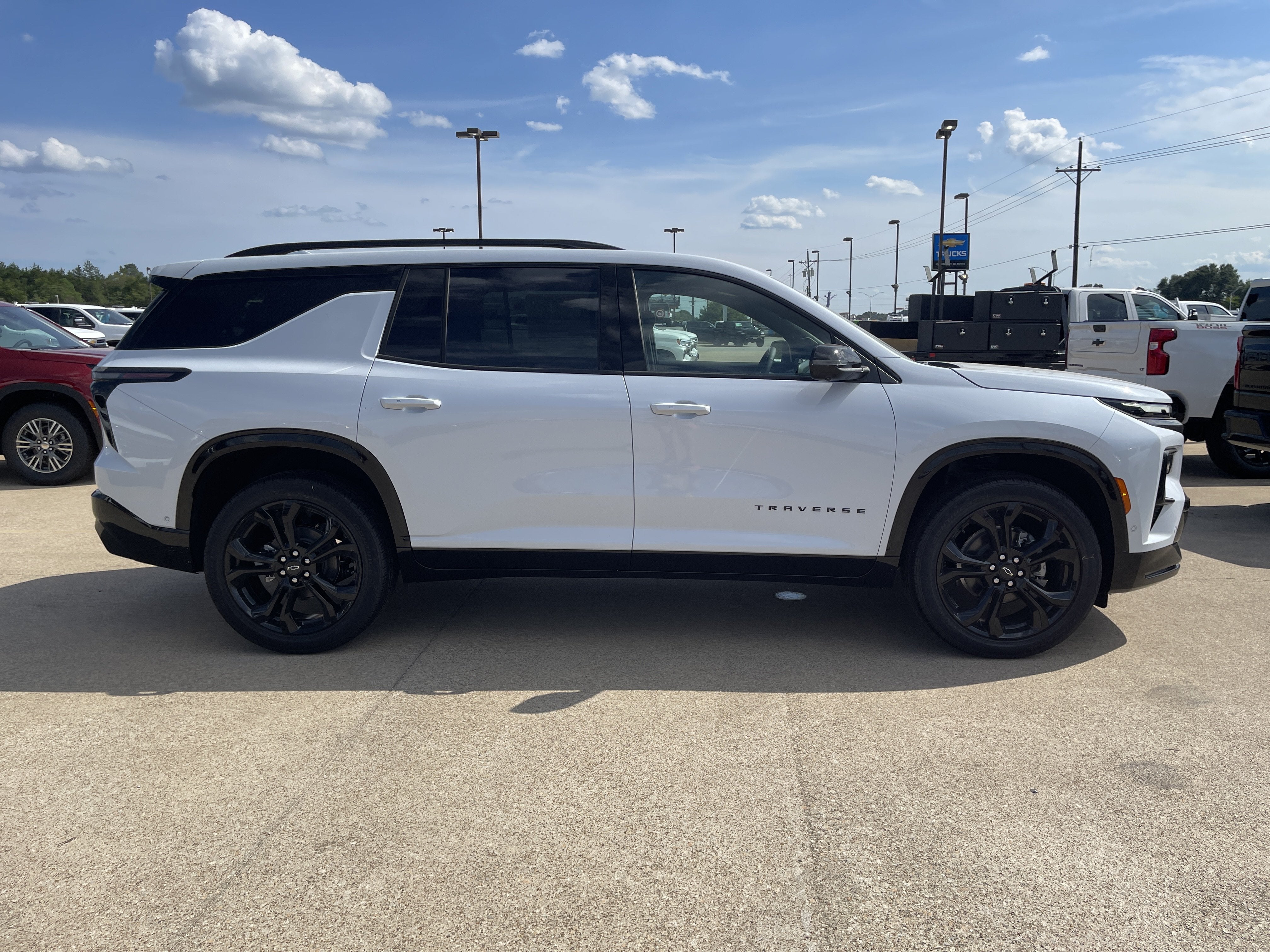 2027 Chevrolet Traverse RS