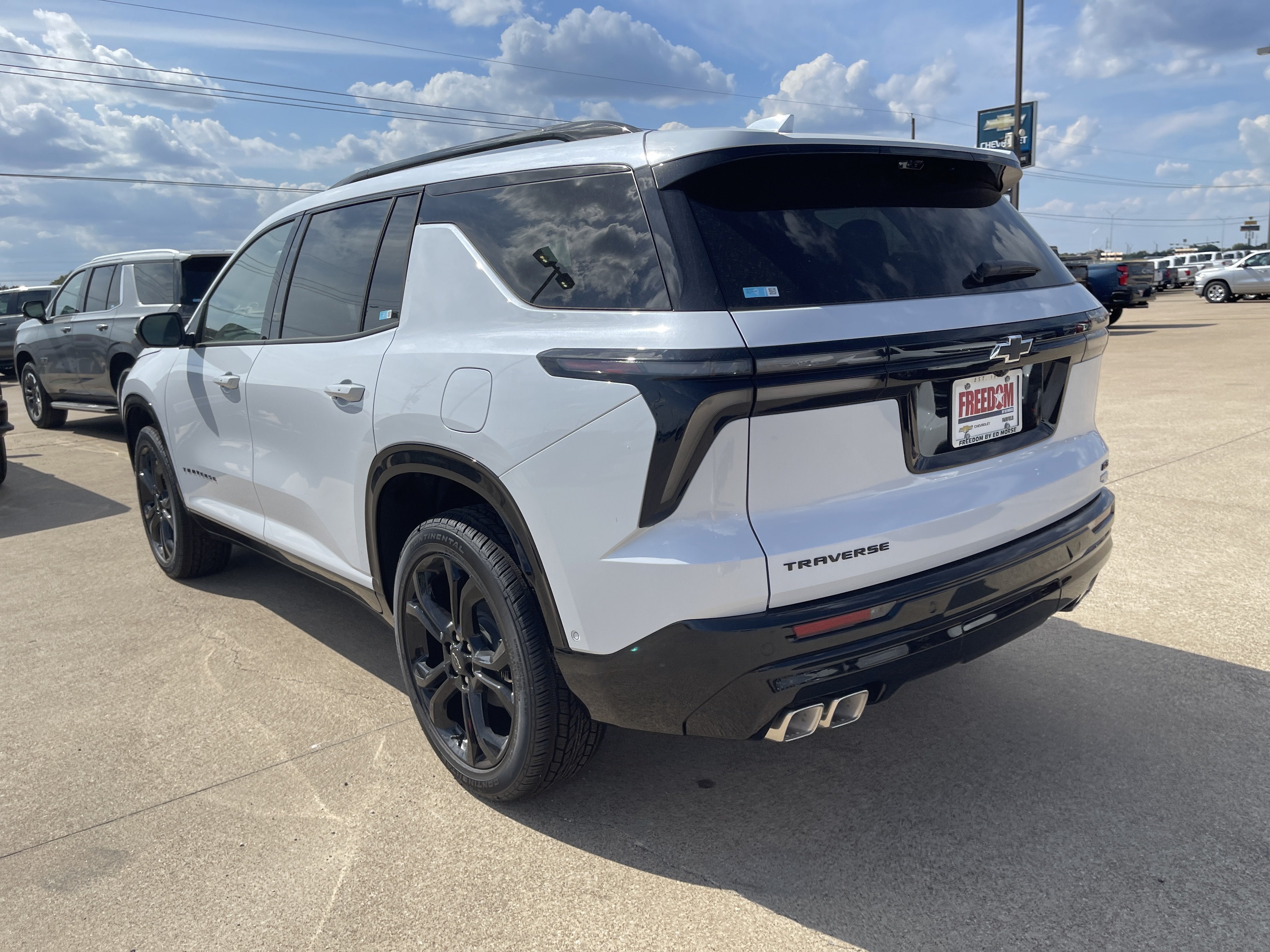 2027 Chevrolet Traverse RS