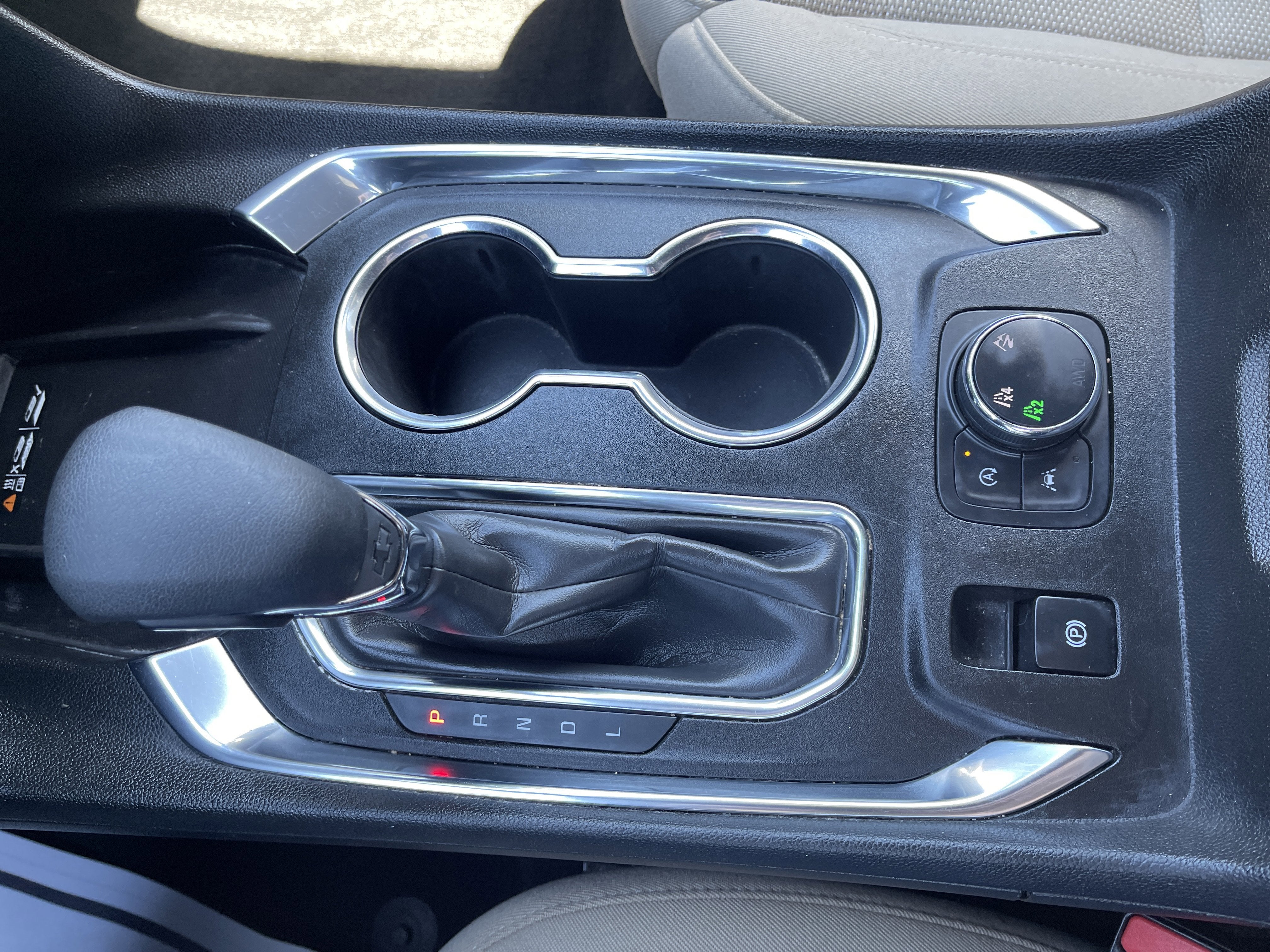 2023 Chevrolet Traverse 2FL