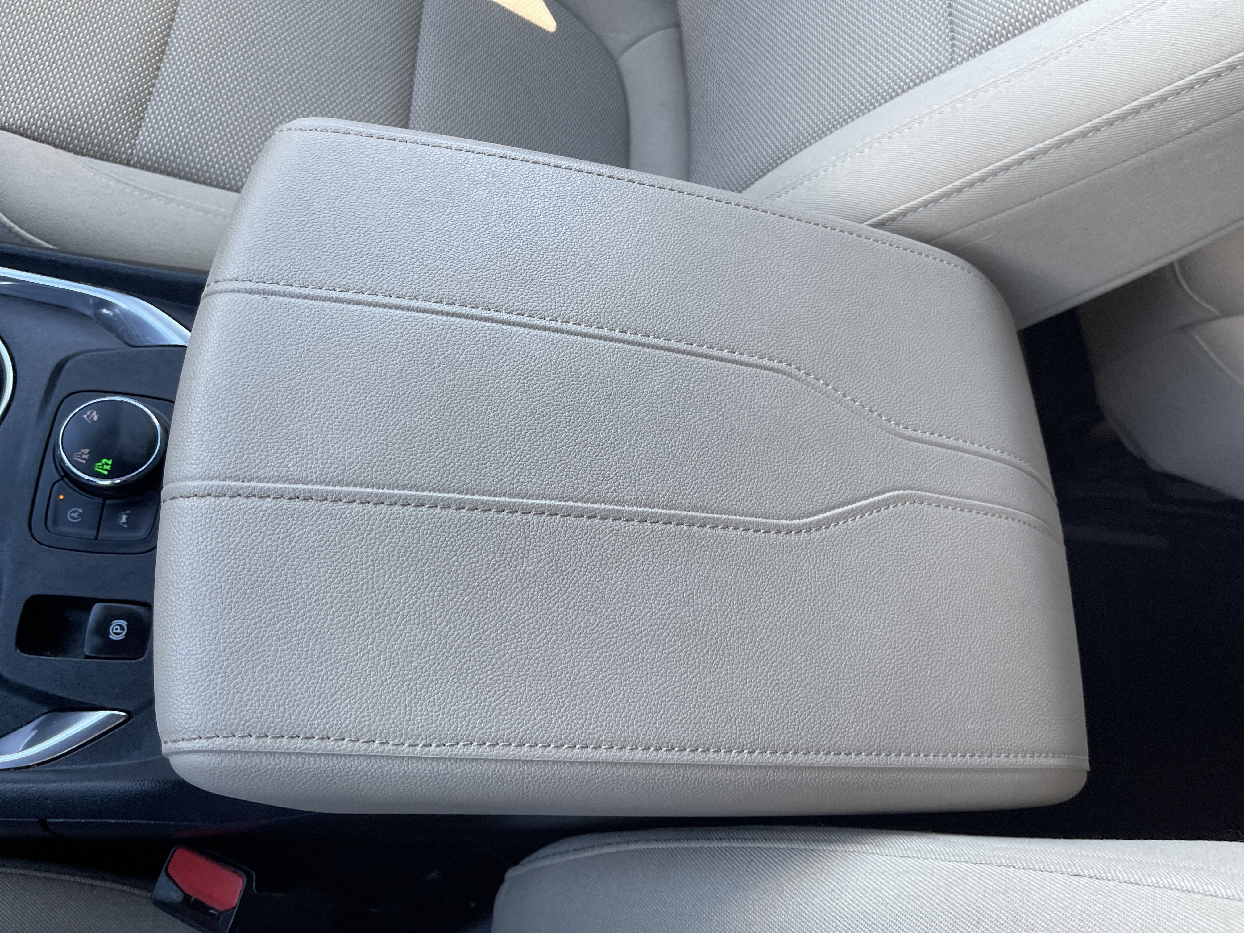 2023 Chevrolet Traverse 2FL