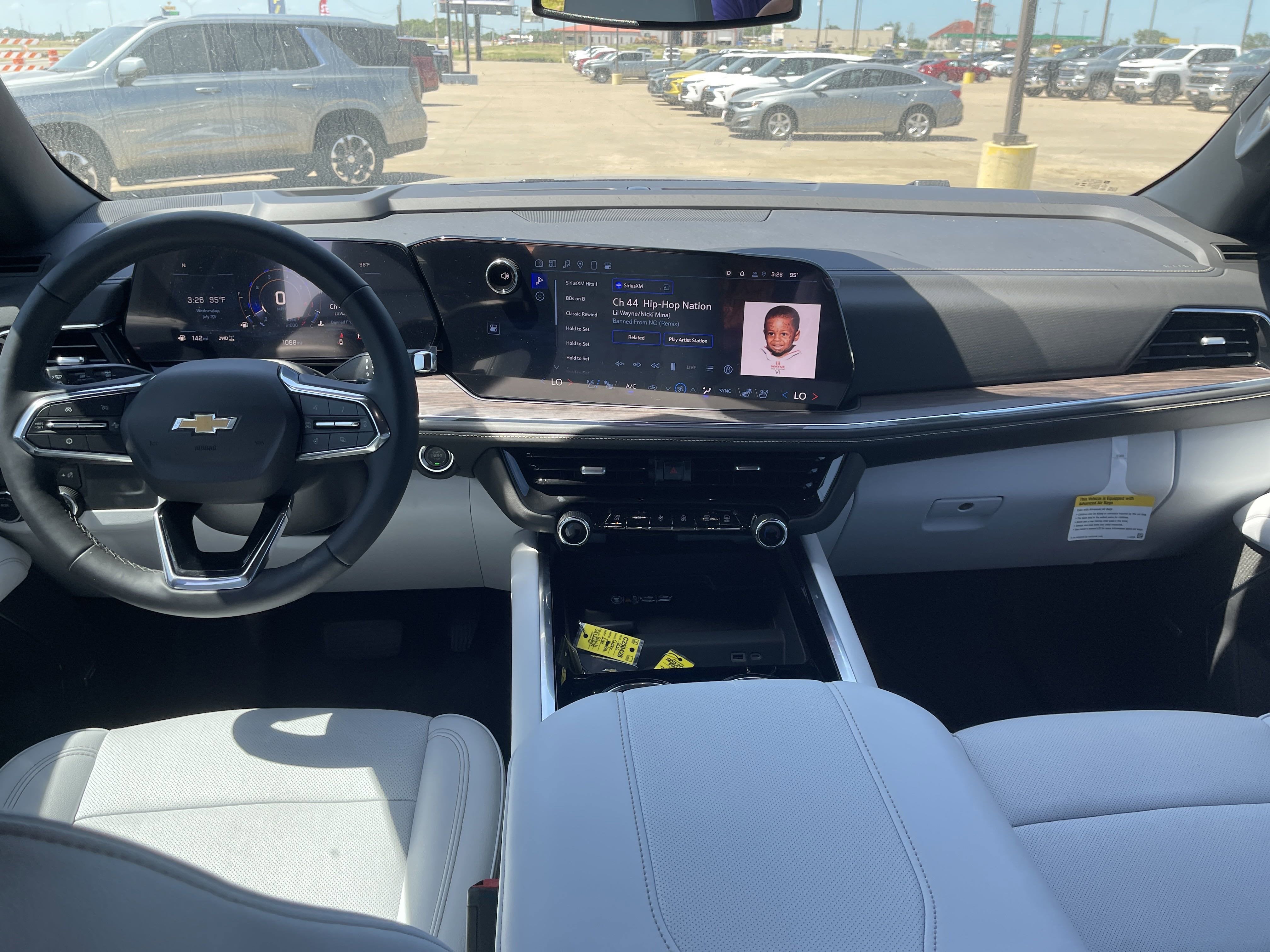 2025 Chevrolet Suburban Premier