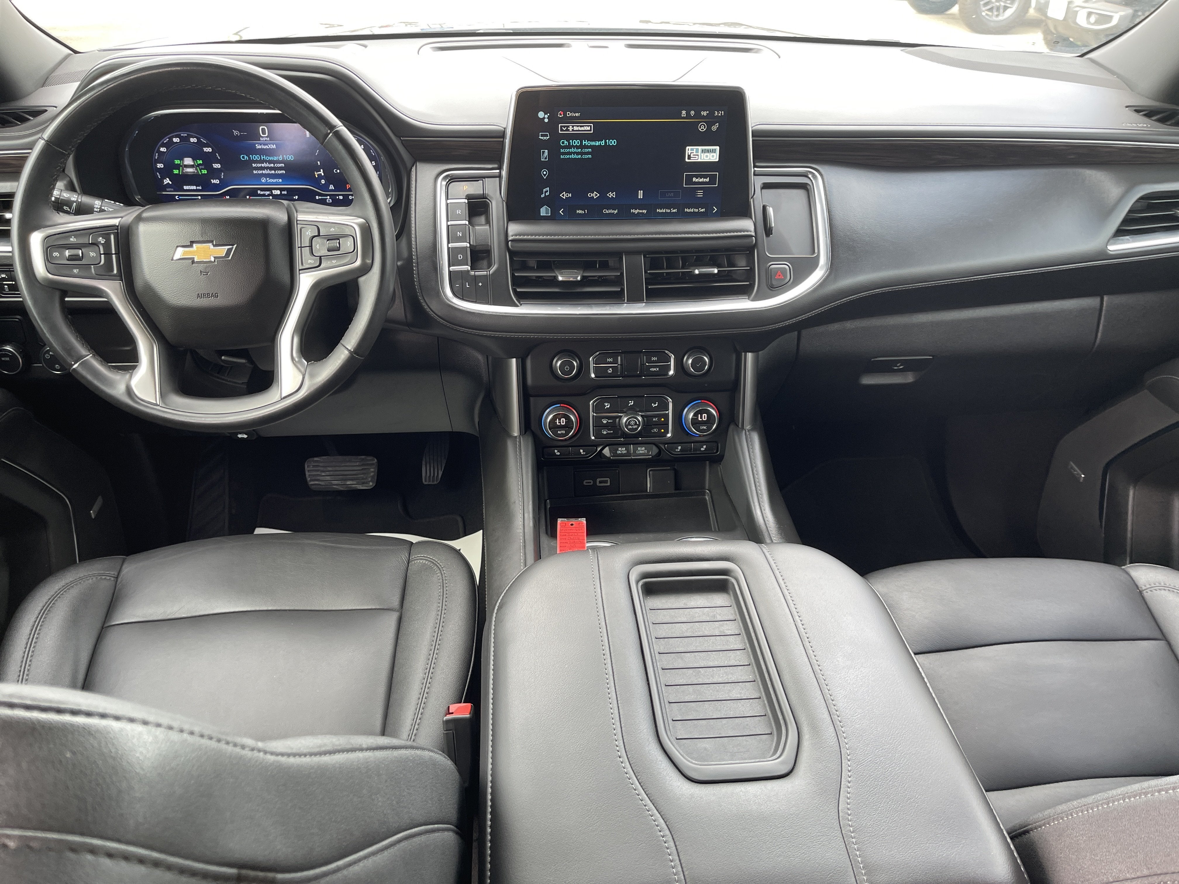 2023 Chevrolet Suburban LT