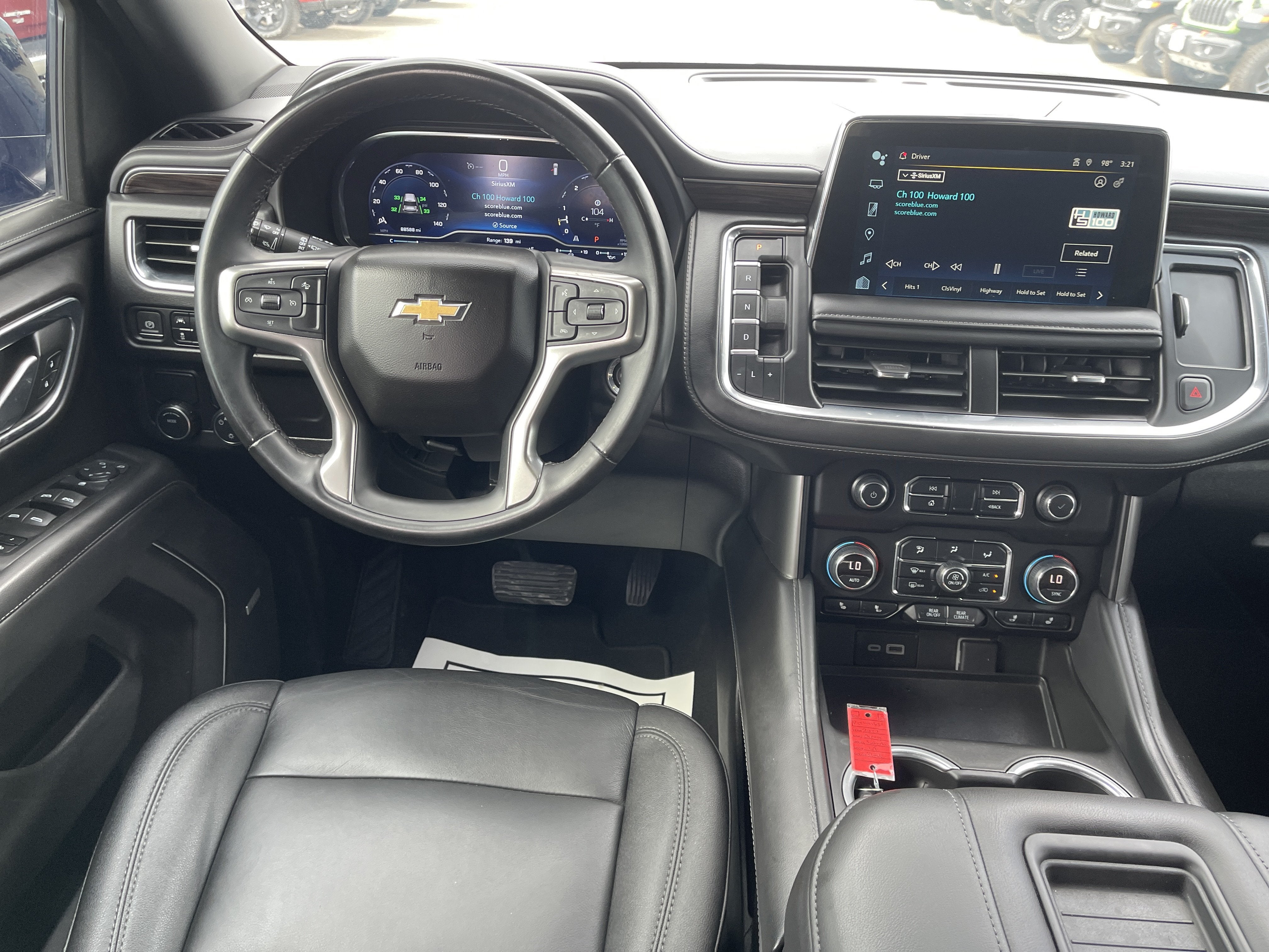 2023 Chevrolet Suburban LT
