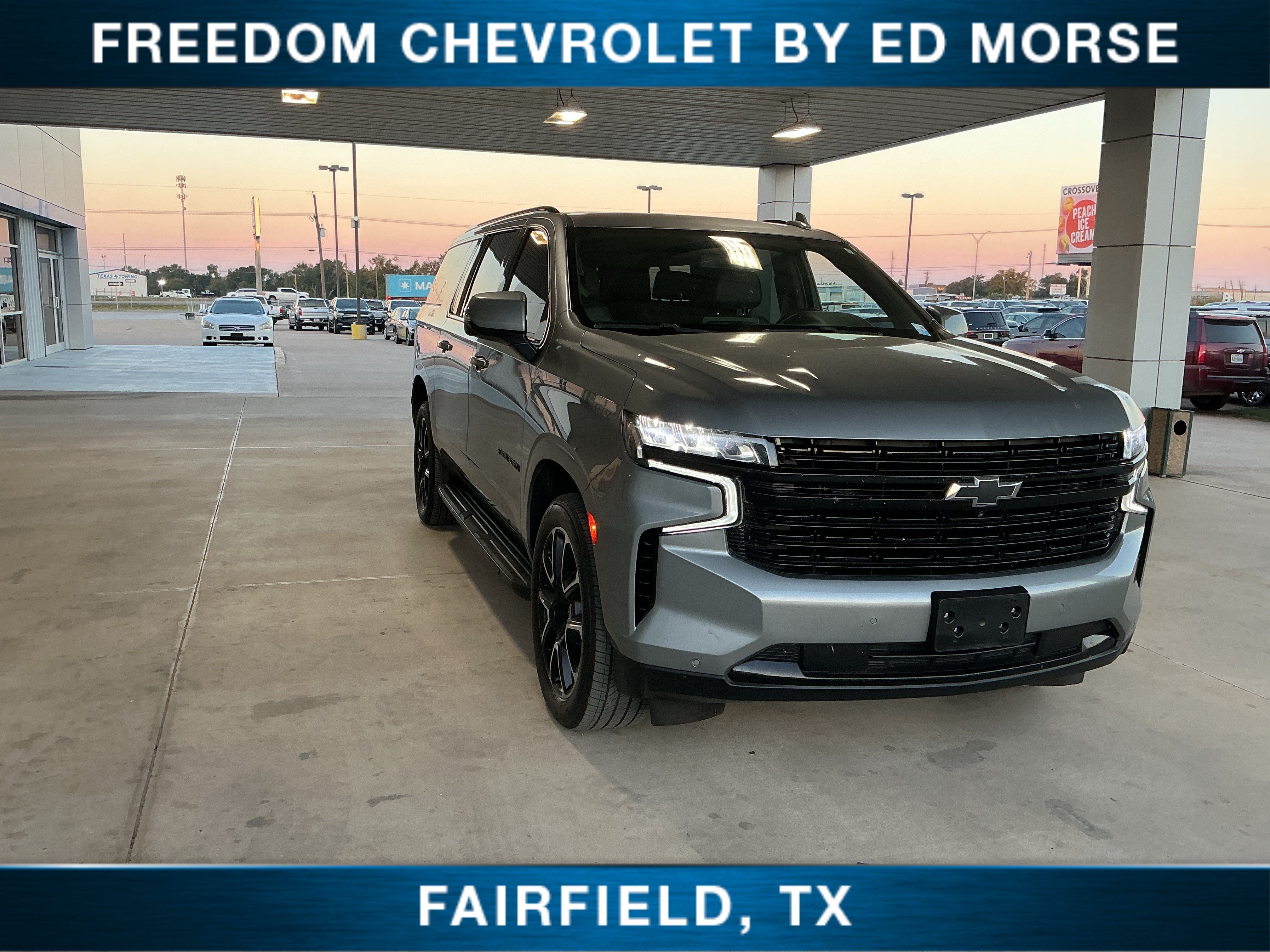 2023 Chevrolet Suburban RST