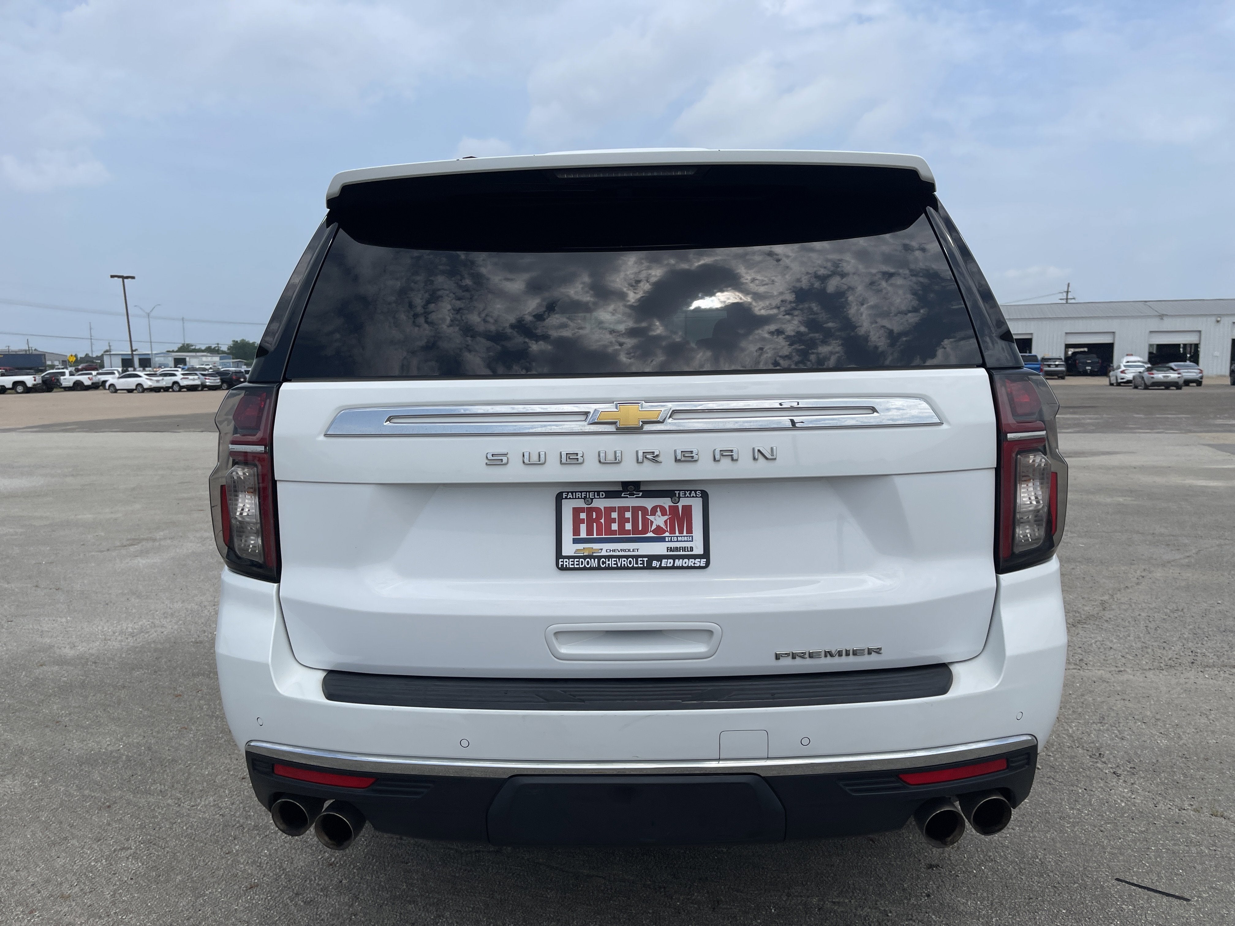 2023 Chevrolet Suburban Premier
