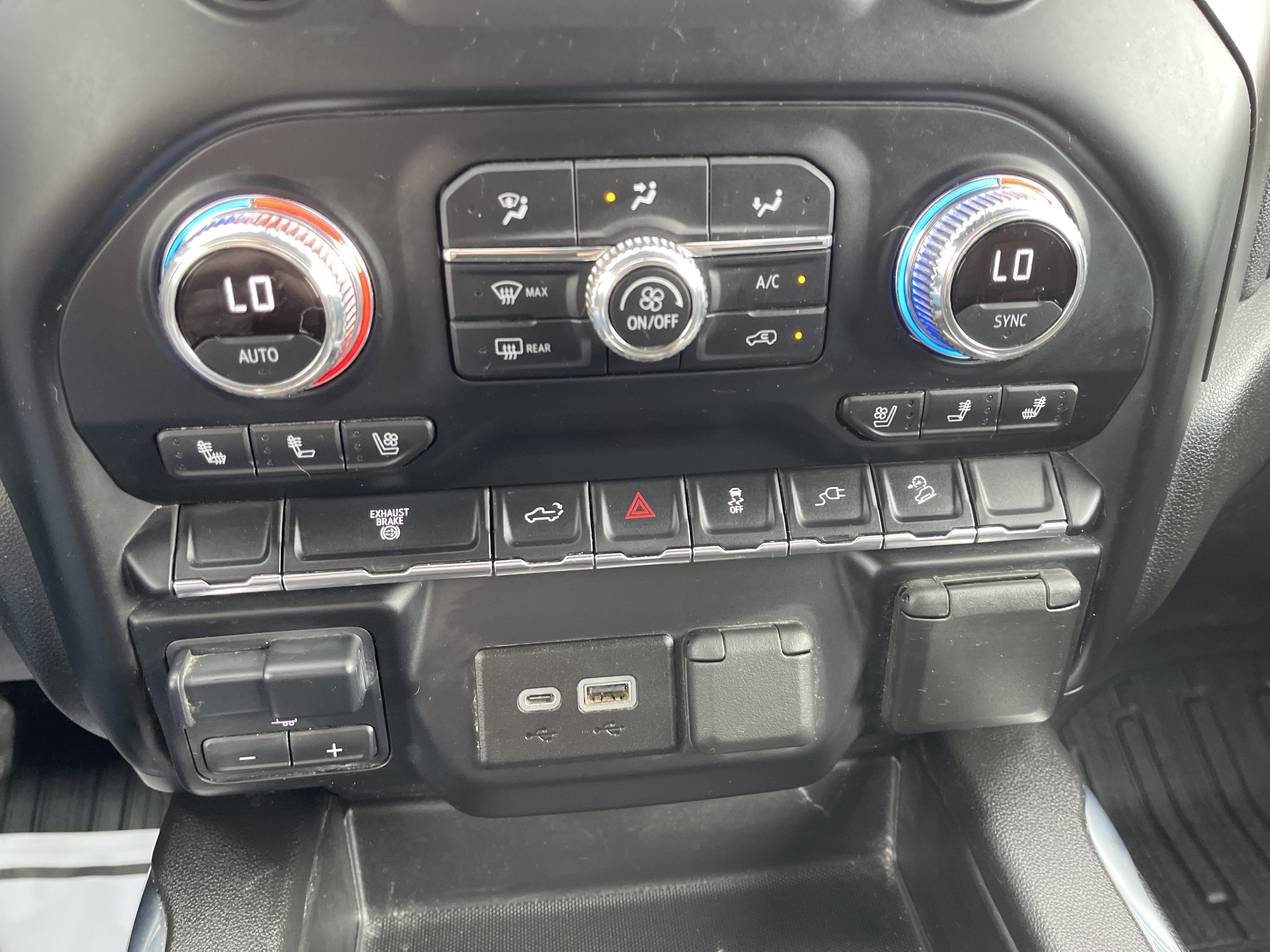 2021 GMC Sierra 2500 HD AT4