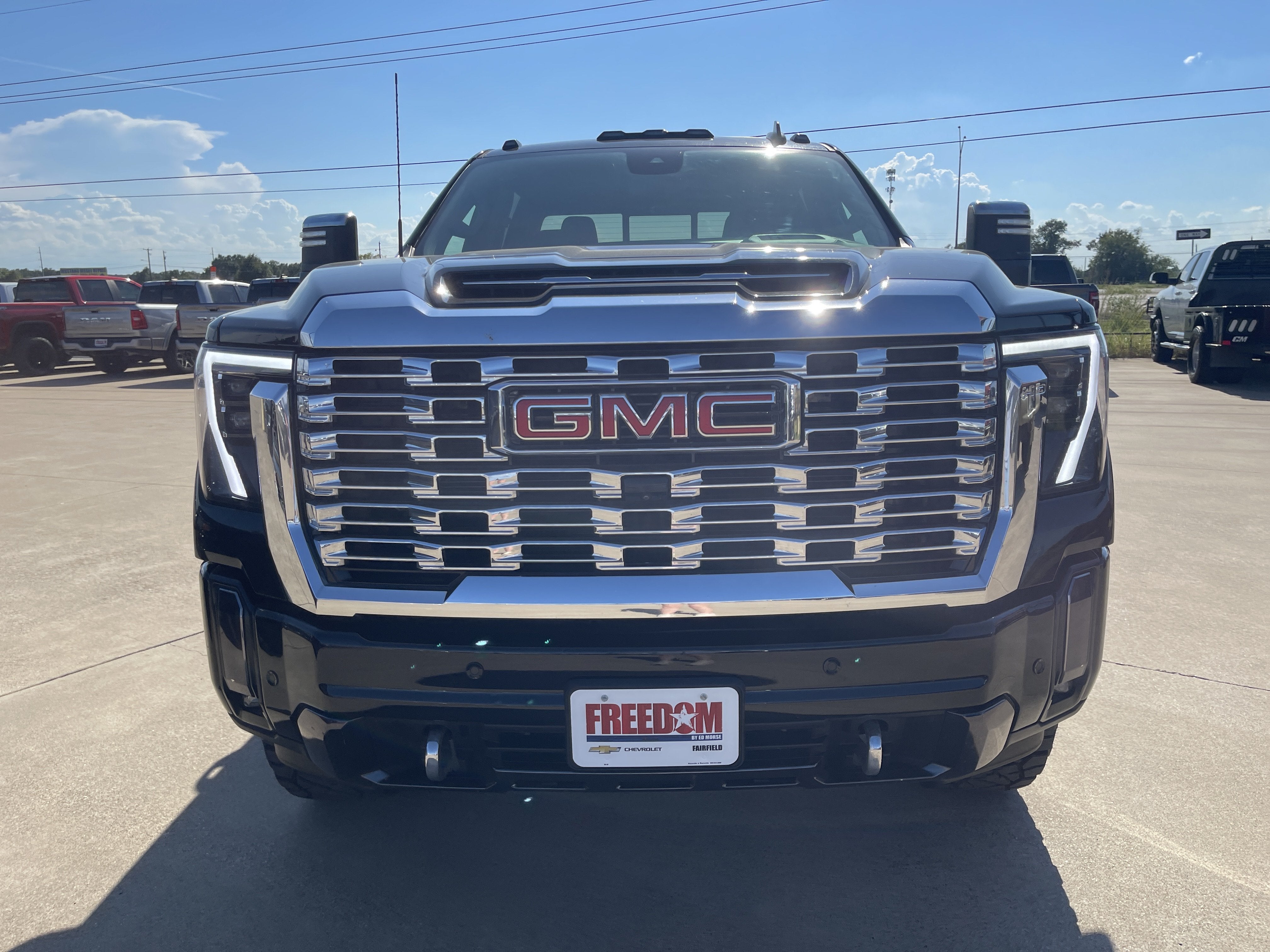 2024 GMC Sierra 2500 HD Denali