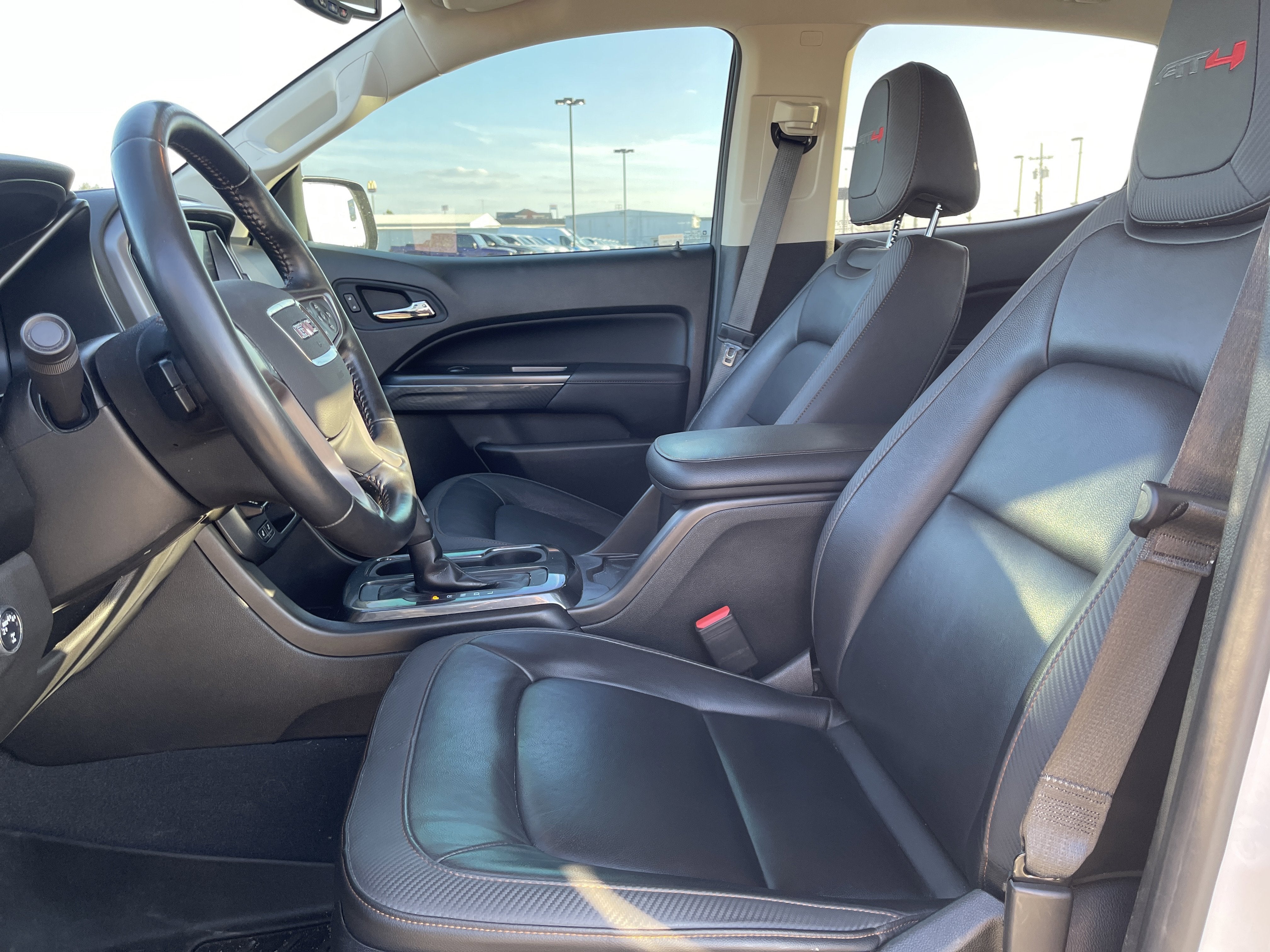 2021 GMC Canyon AT4 - Leather