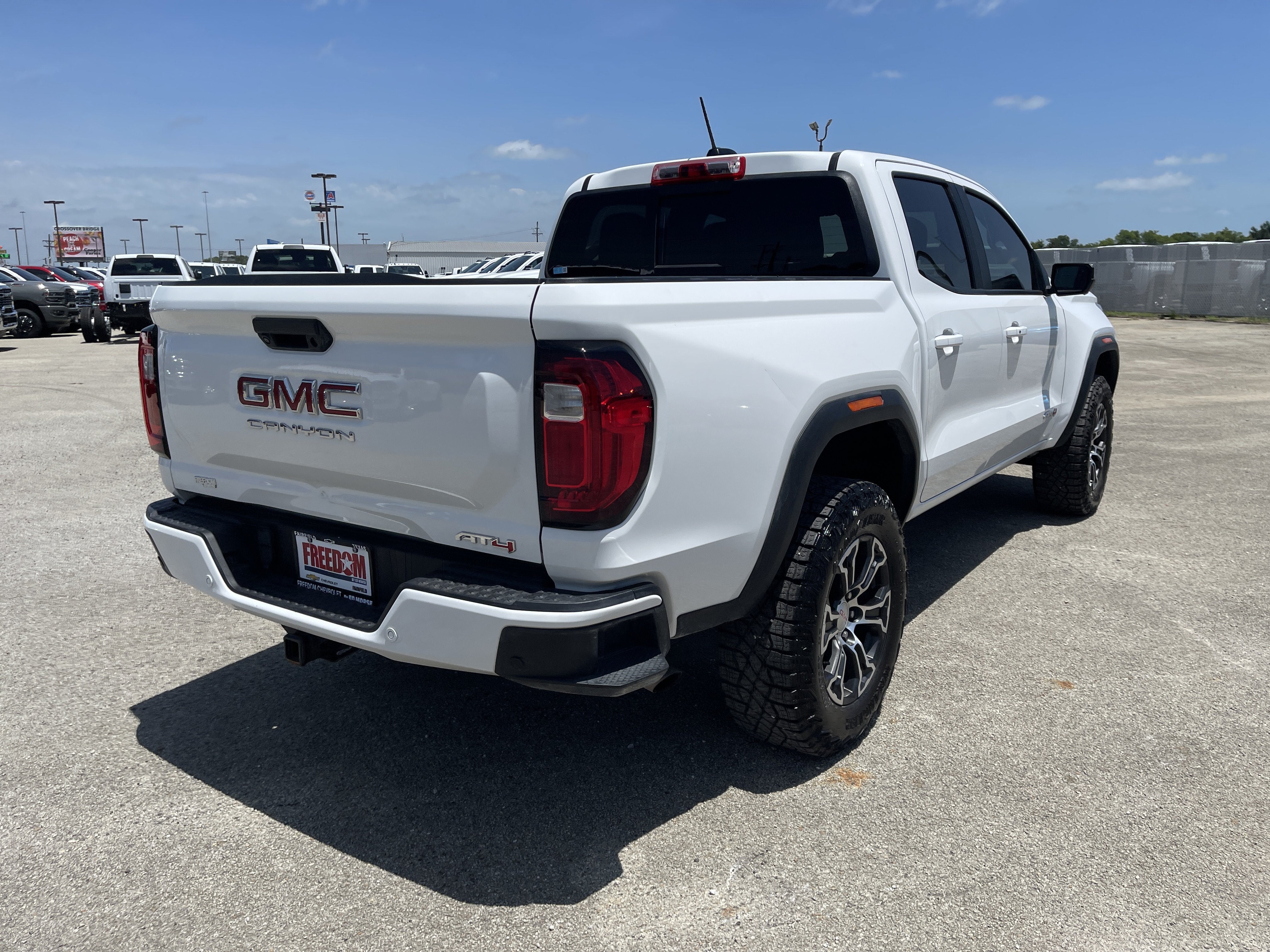 2024 GMC Canyon AT4