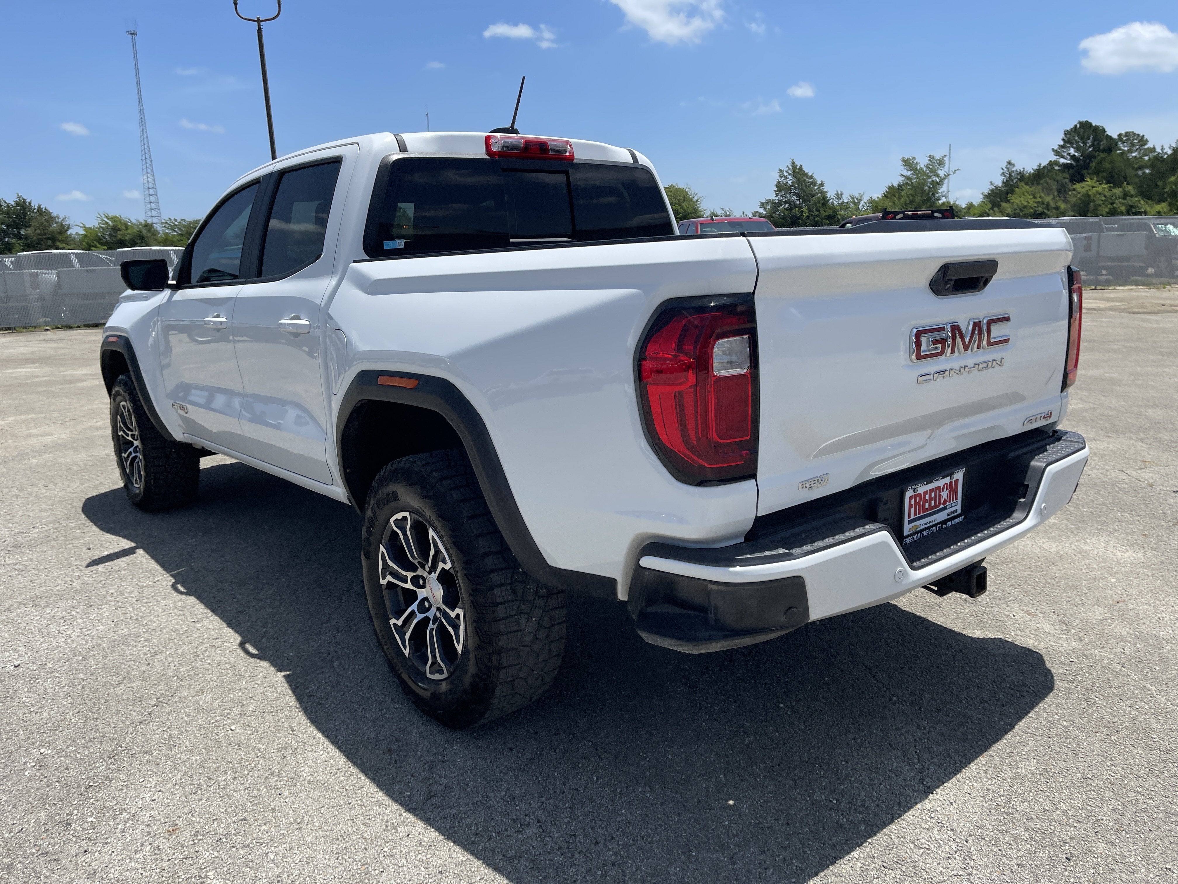 2024 GMC Canyon AT4