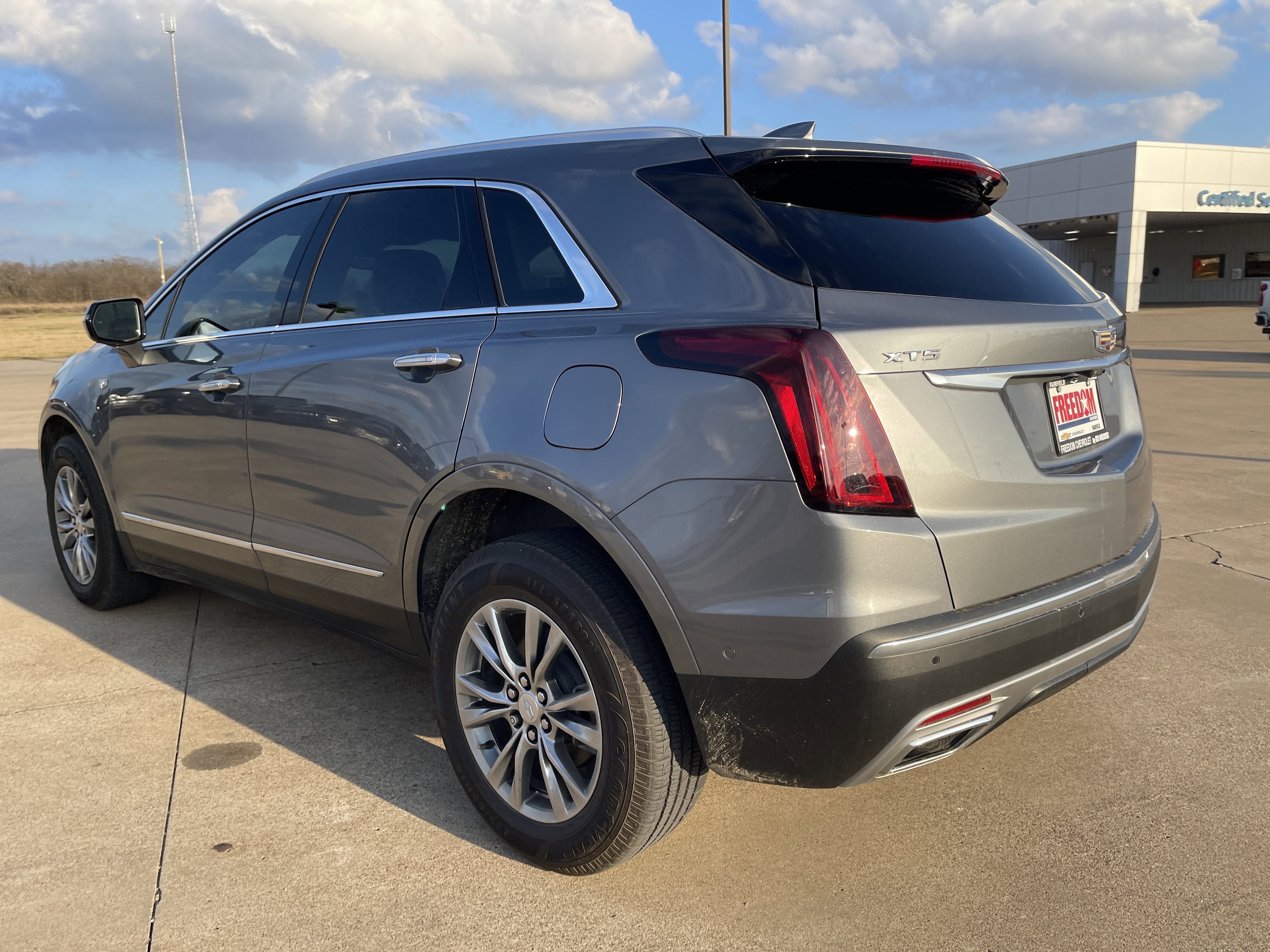 2021 Cadillac XT5 Premium Luxury