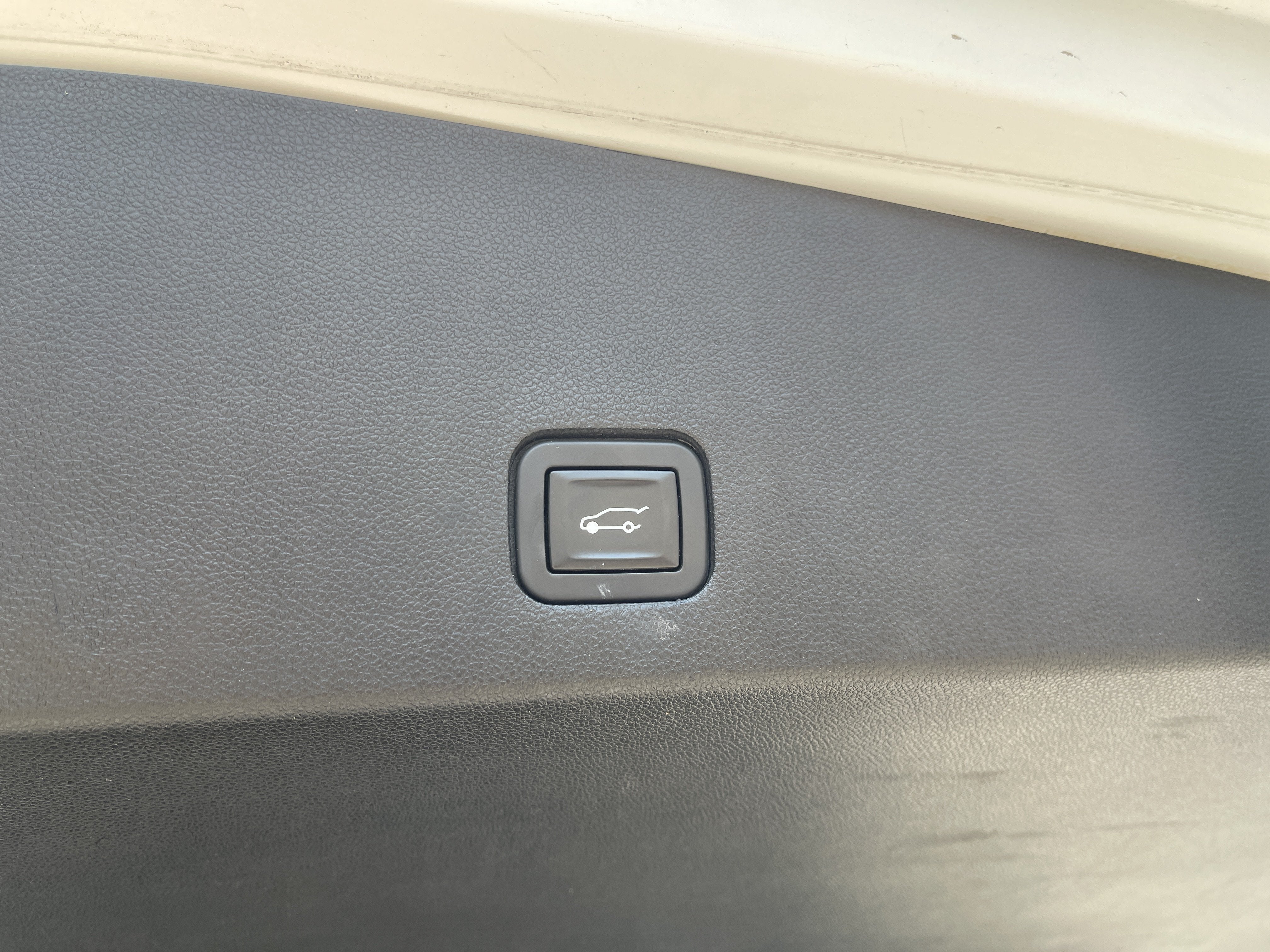 2020 Cadillac XT6 FWD Premium Luxury
