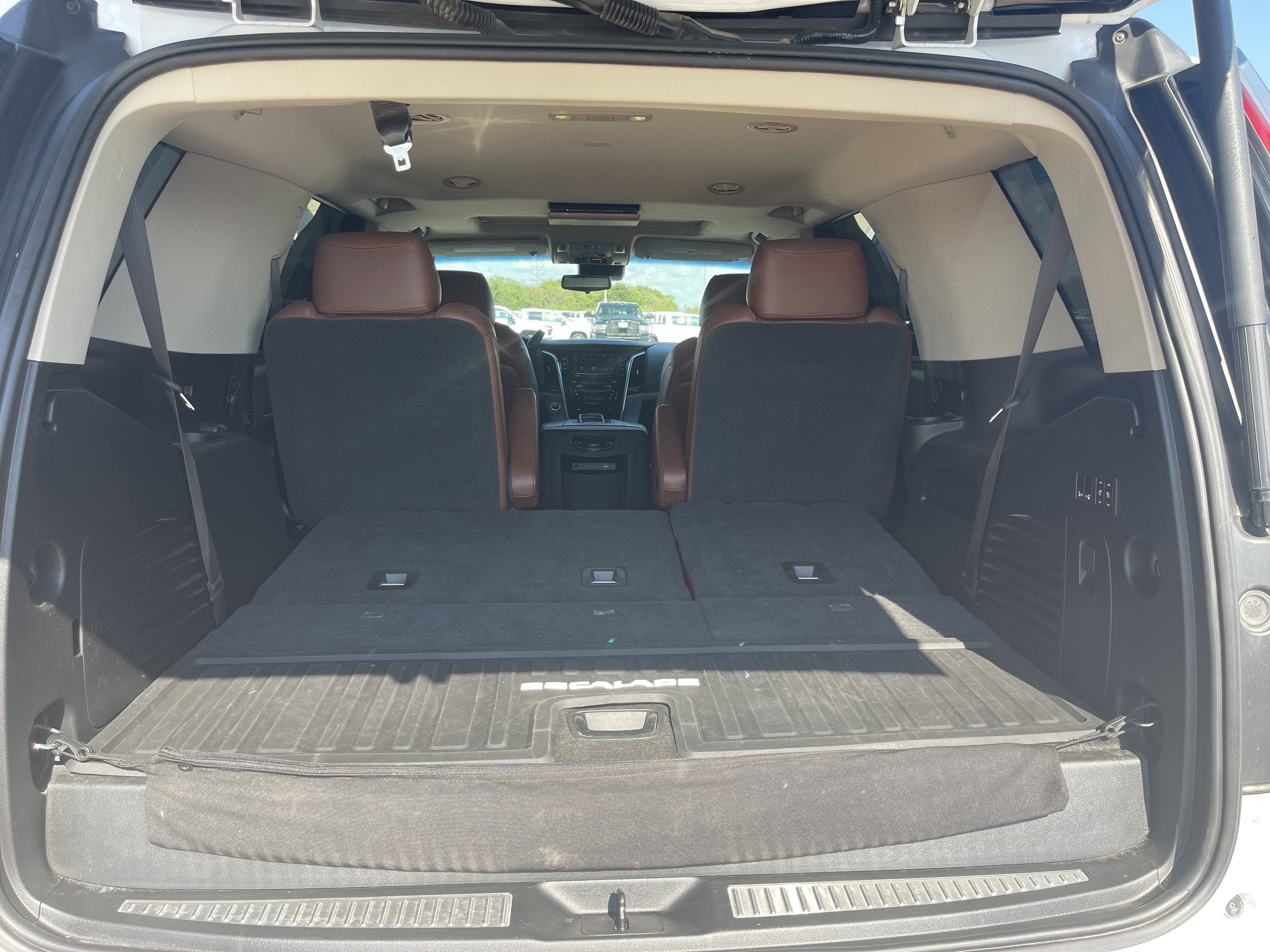 2020 Cadillac Escalade Premium Luxury