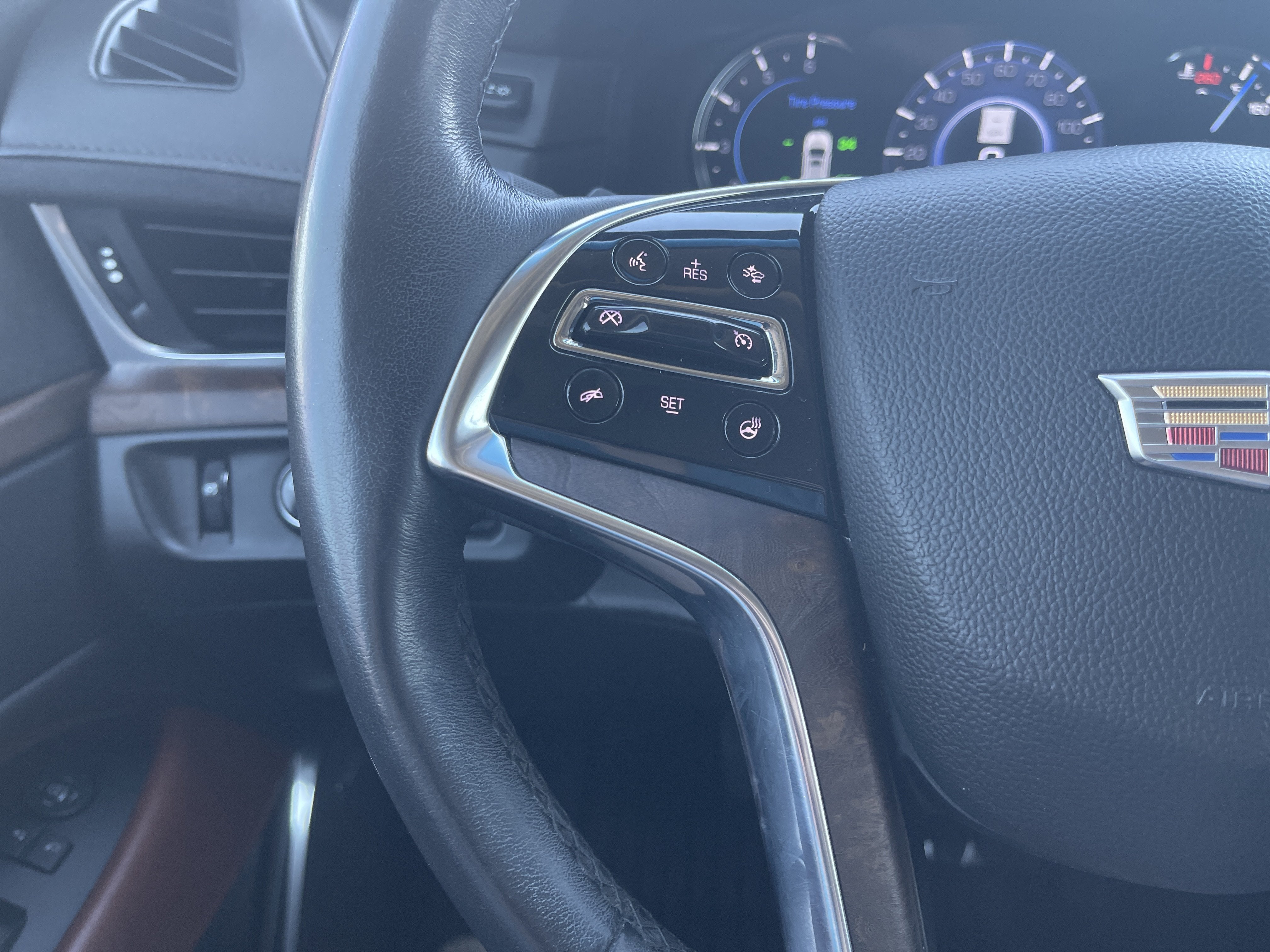 2020 Cadillac Escalade Premium Luxury