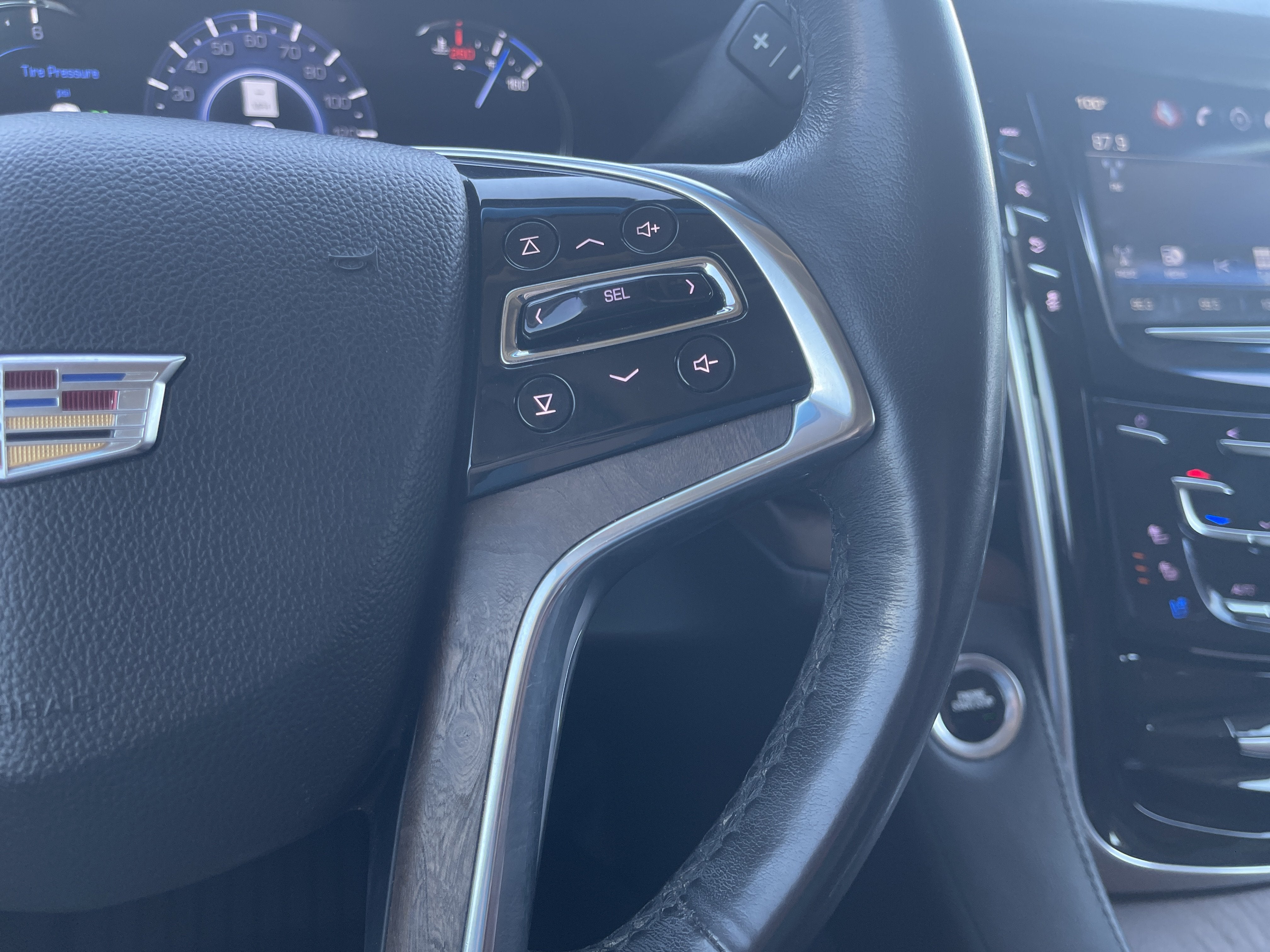 2020 Cadillac Escalade Premium Luxury
