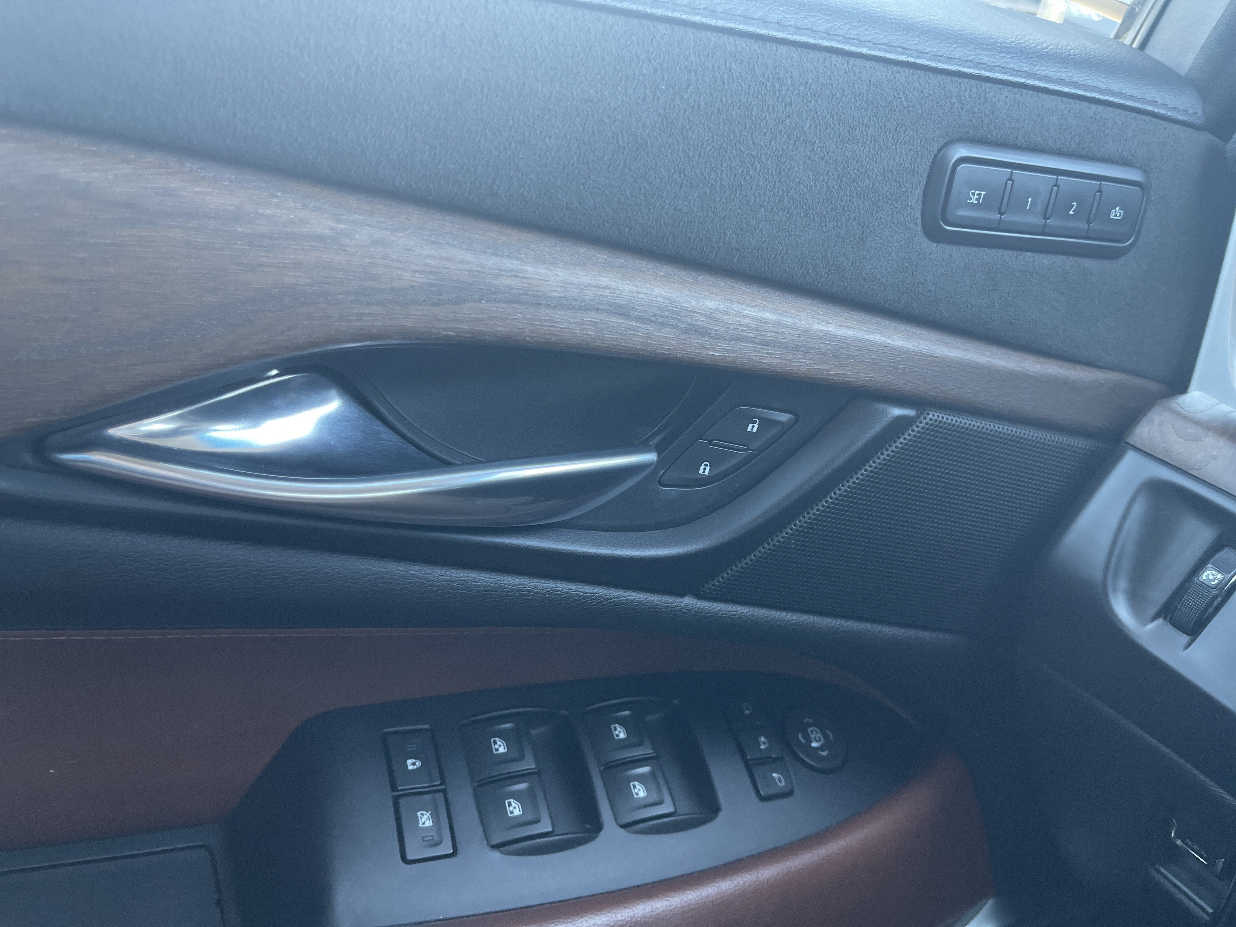 2020 Cadillac Escalade Premium Luxury