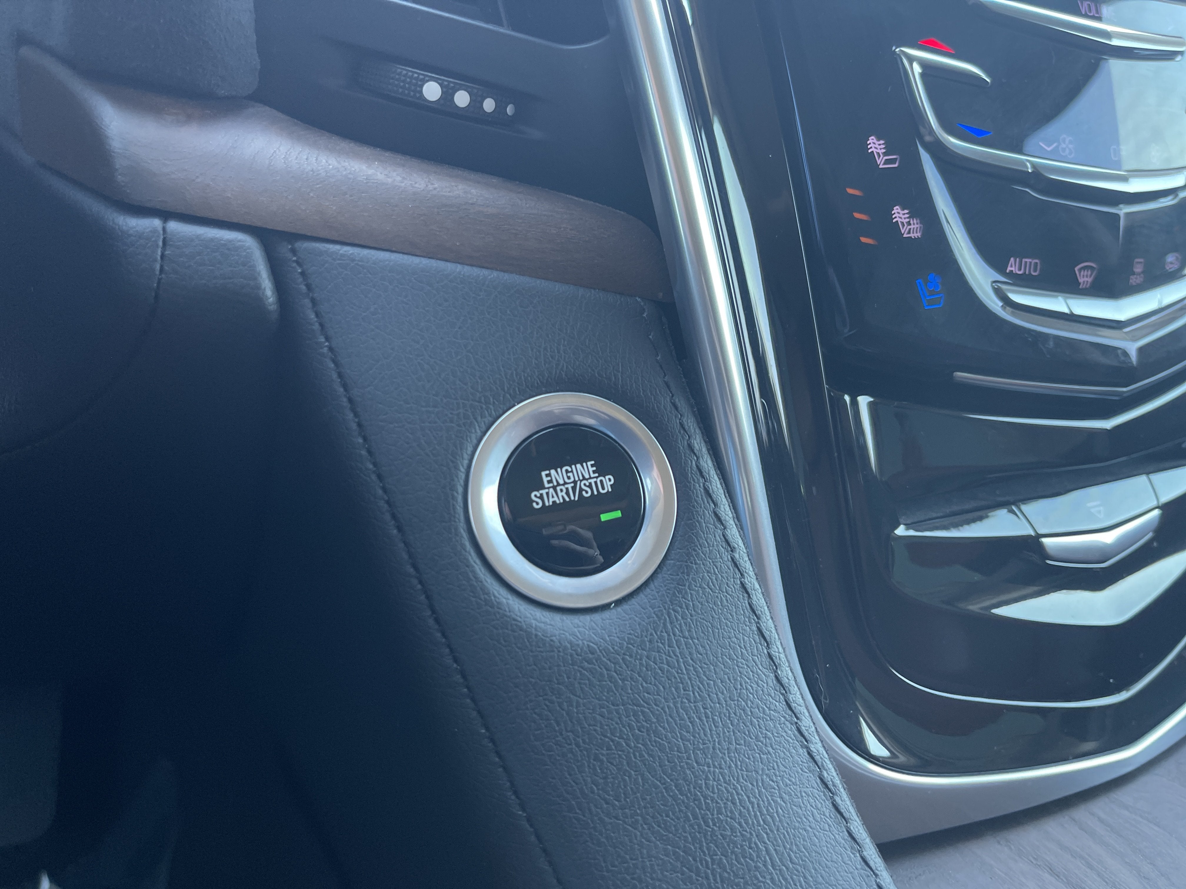 2020 Cadillac Escalade Premium Luxury