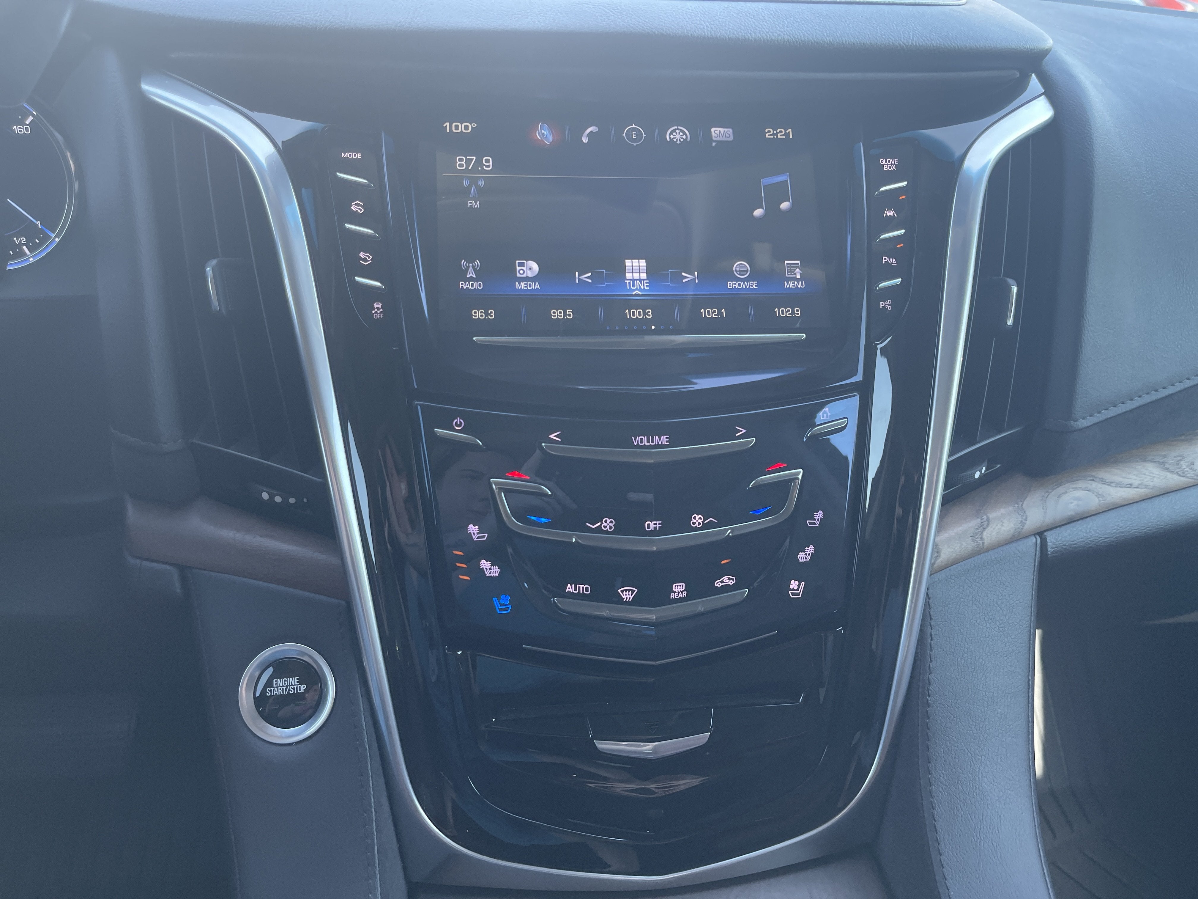 2020 Cadillac Escalade Premium Luxury