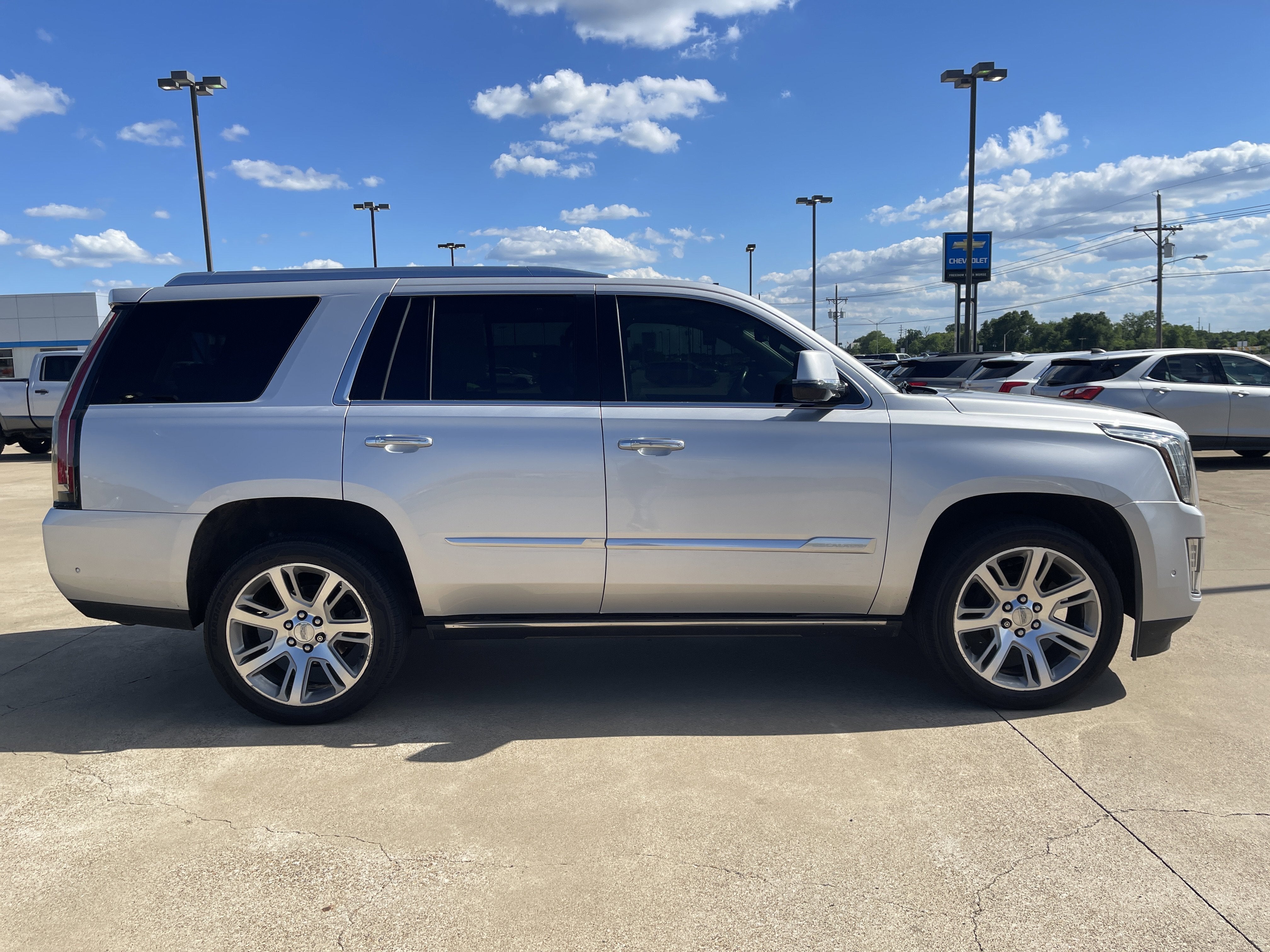 2020 Cadillac Escalade Premium Luxury