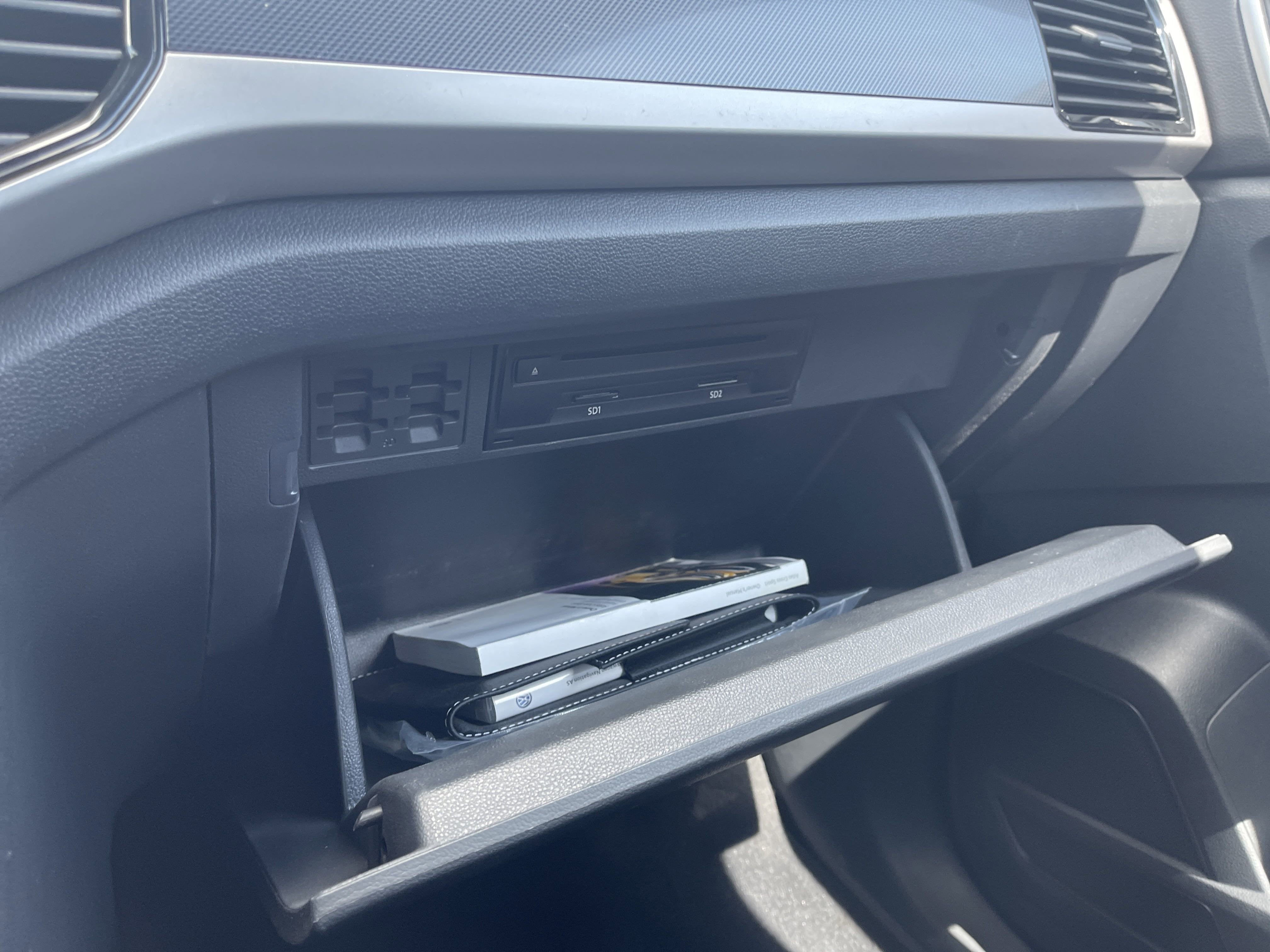 2020 Volkswagen Atlas Cross Sport 2.0T SEL