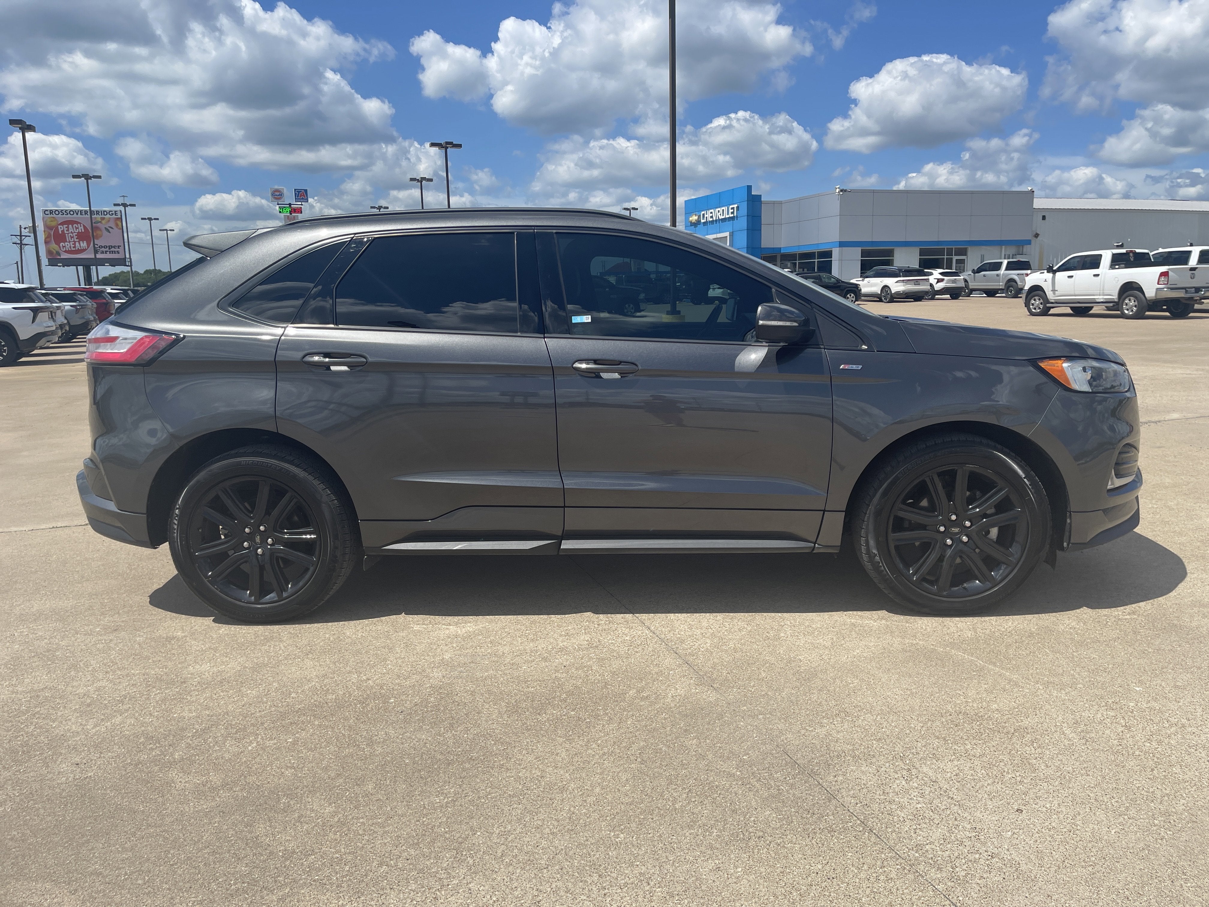 2020 Ford Edge SEL