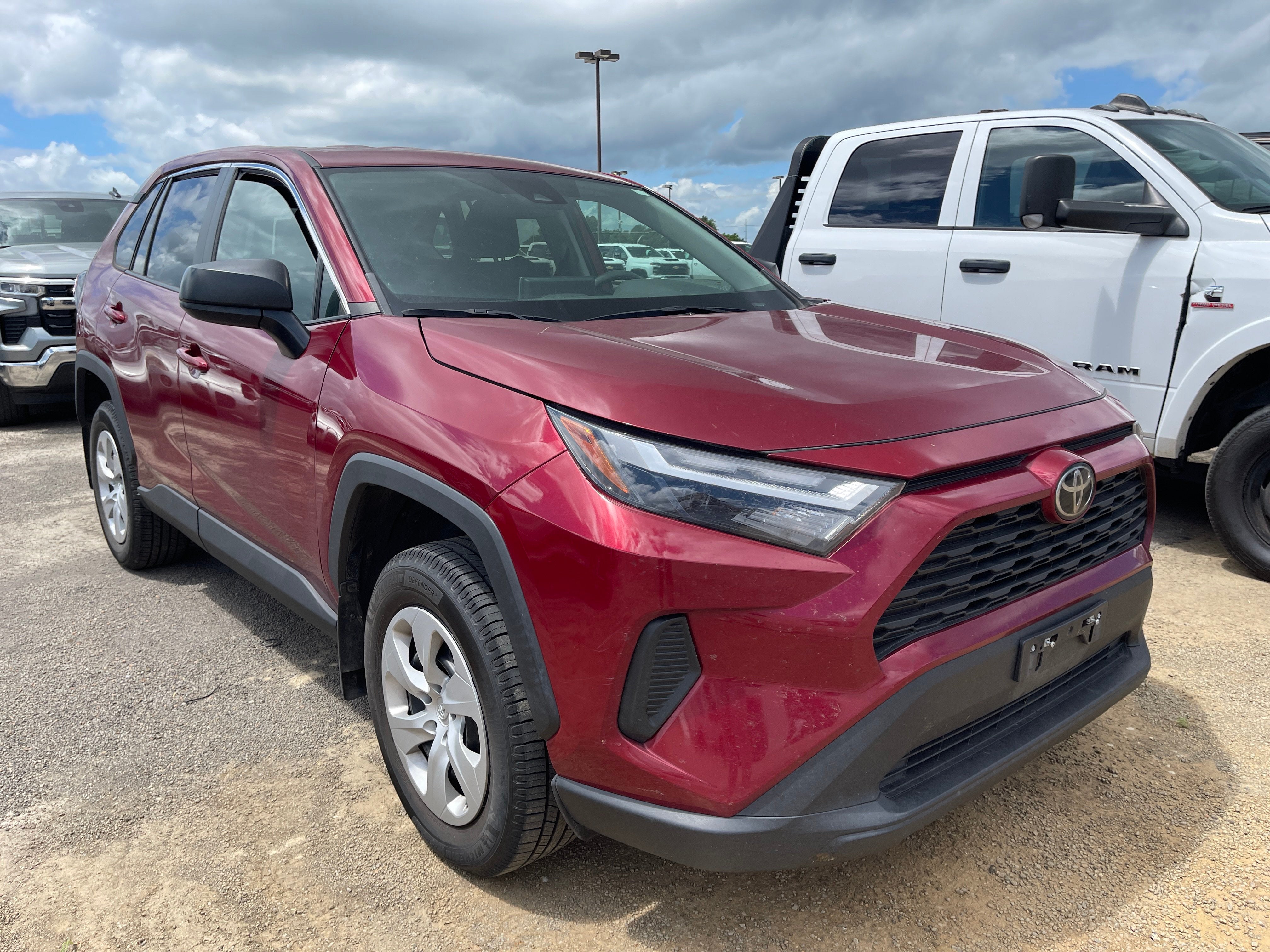 2024 Toyota RAV4 LE