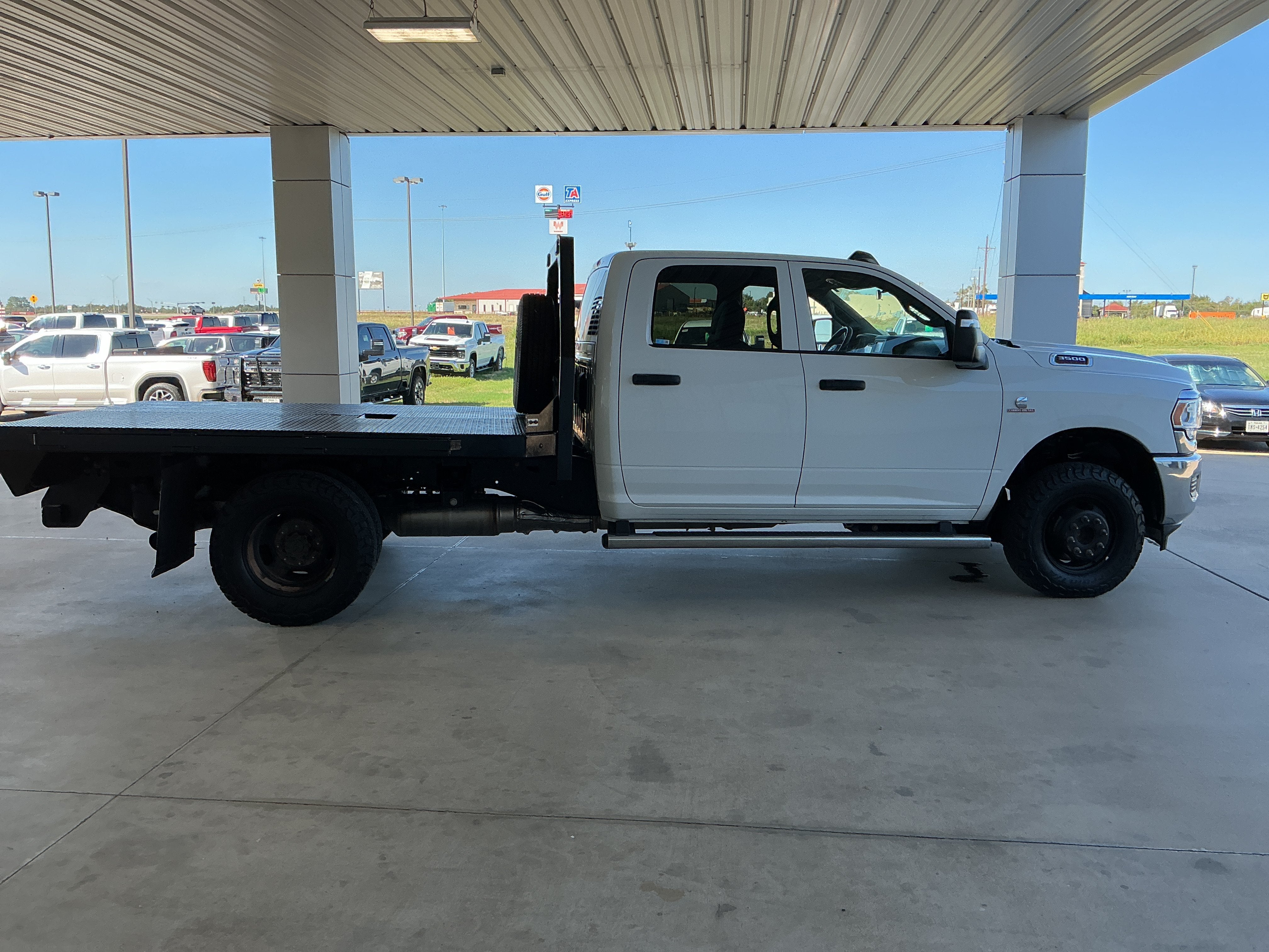 2024 RAM 3500 Chassis Cab Tradesman
