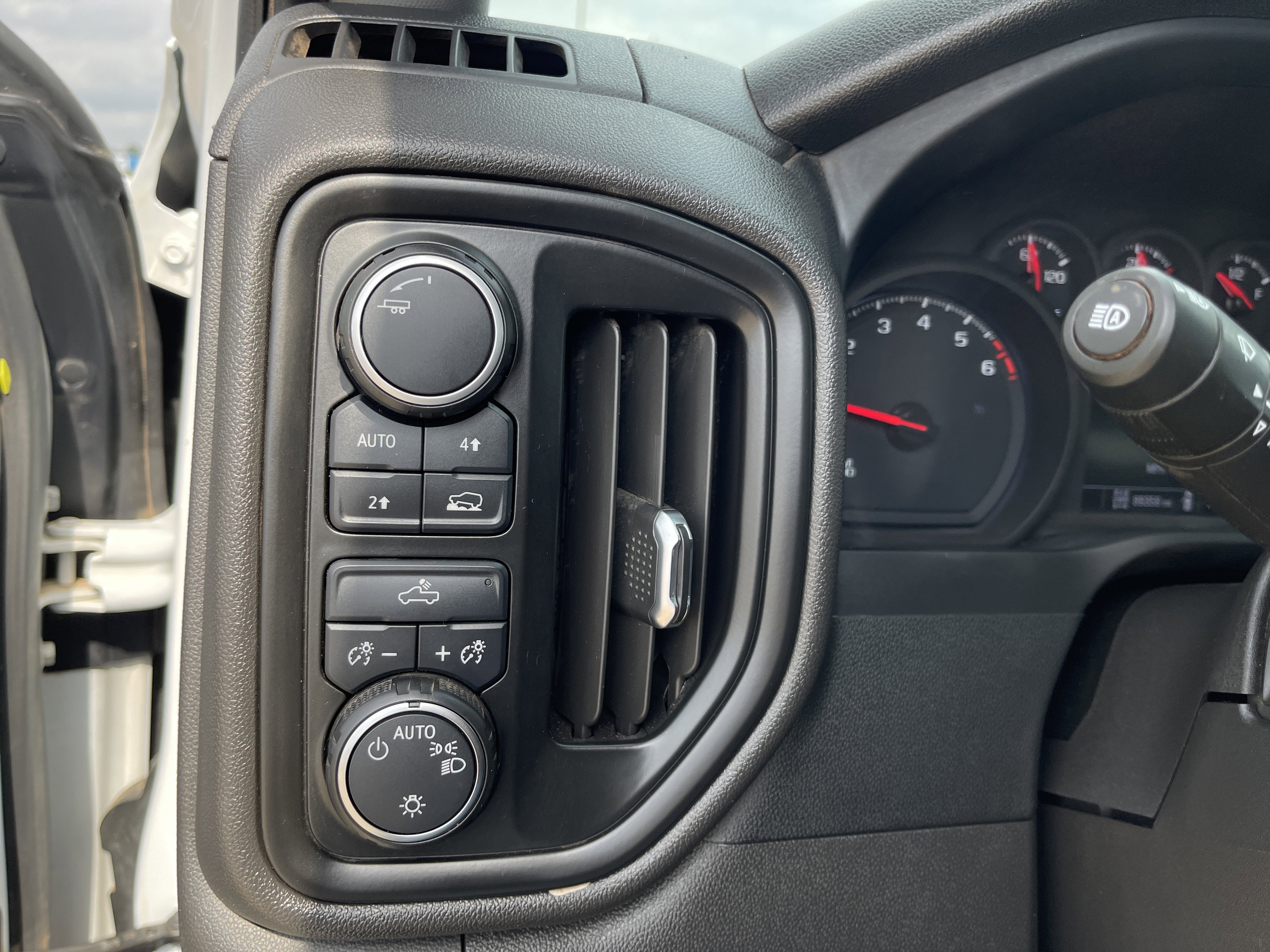 2022 Chevrolet Silverado 1500 WT