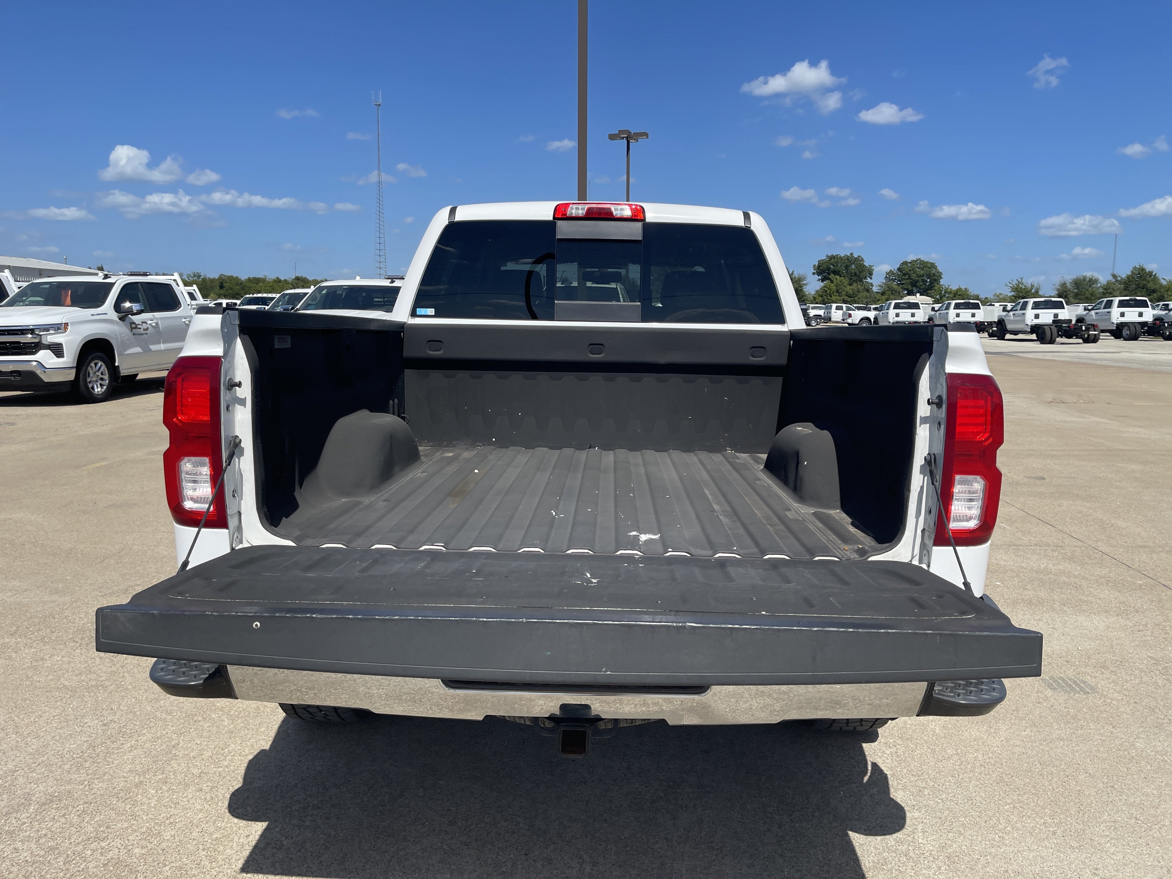2018 Chevrolet Silverado 1500 LTZ - Photo 14