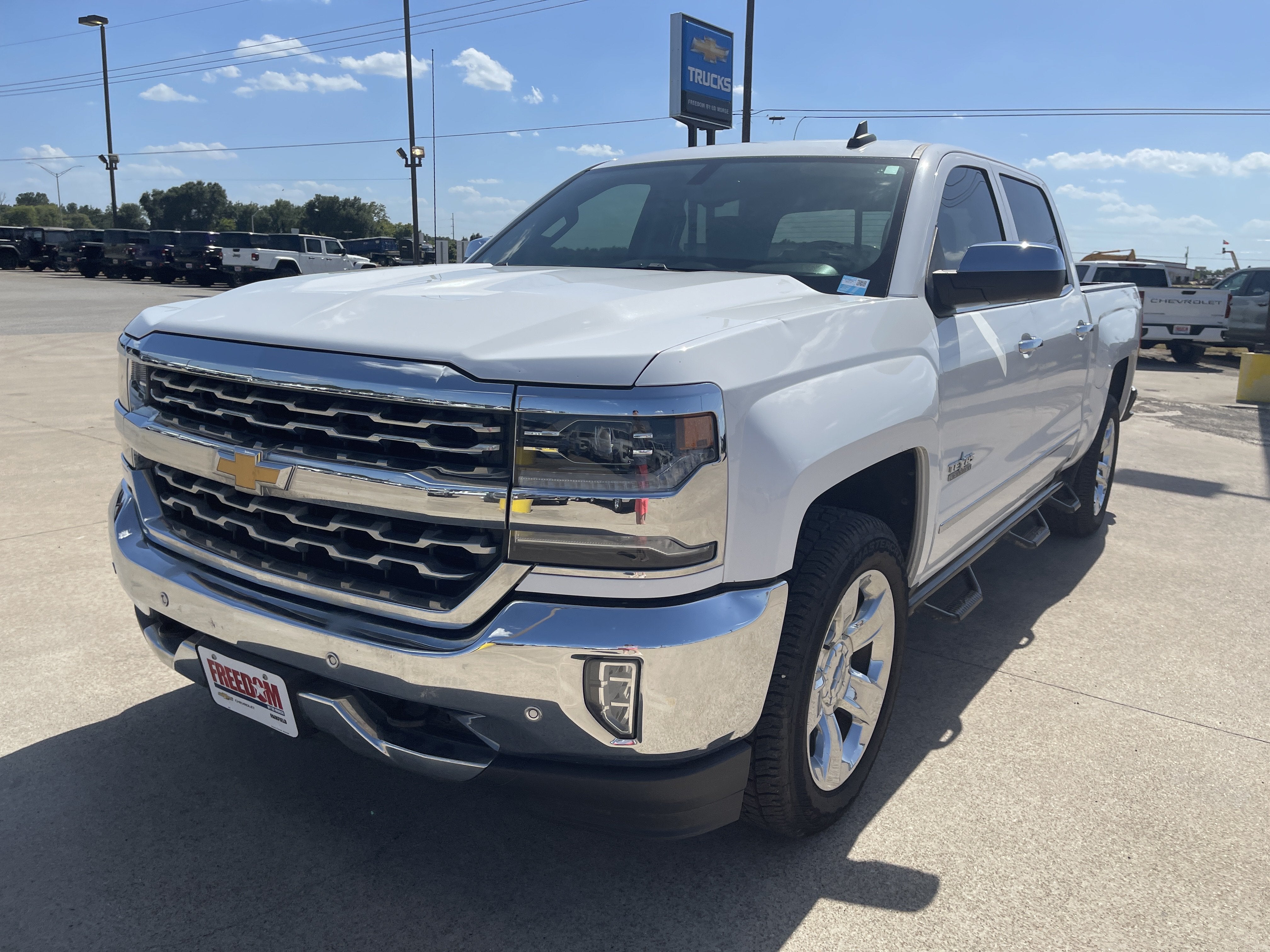 2018 Chevrolet Silverado 1500 LTZ - Photo 8